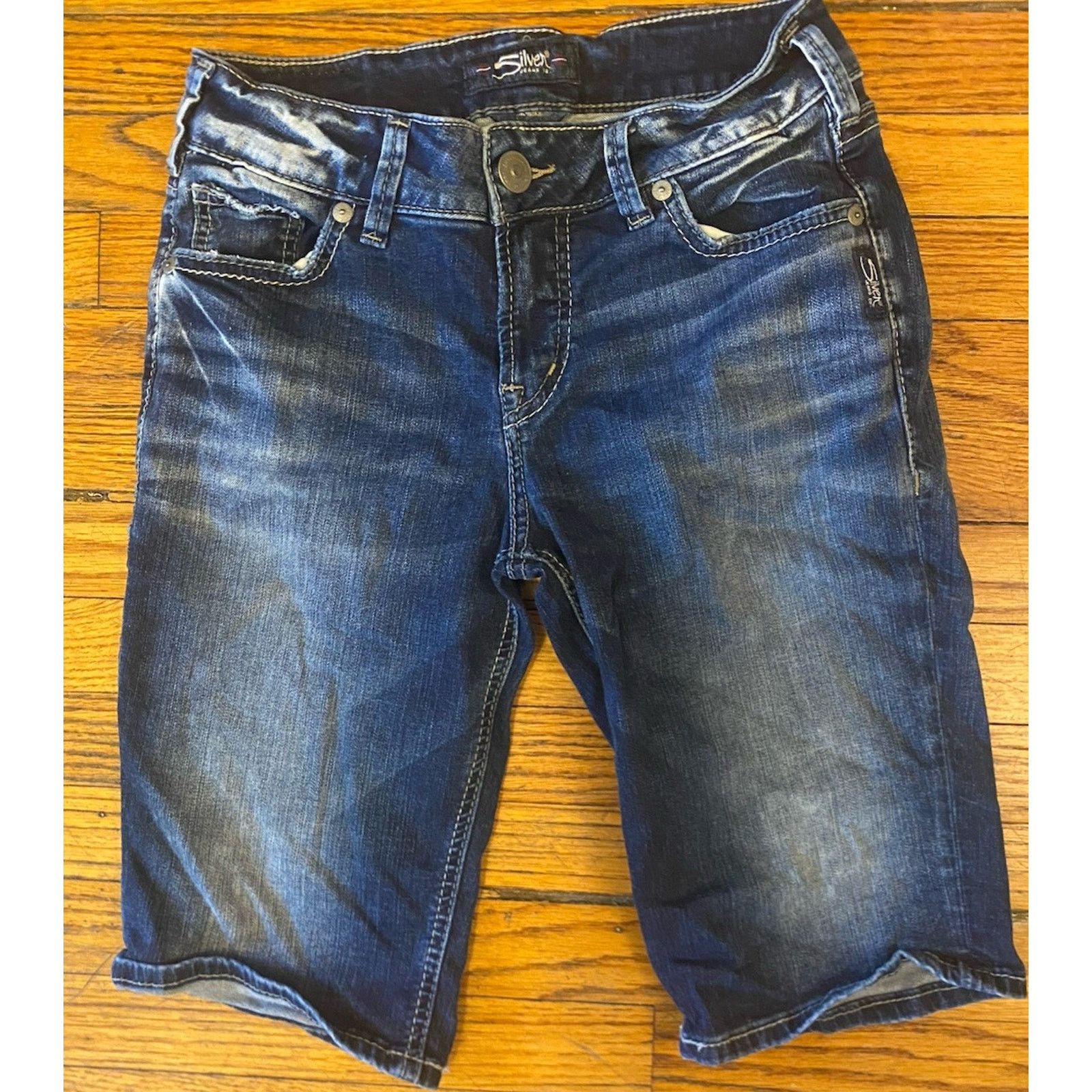Silver Jeans Co. Silver Jeans Co. Suki Mid Rise Bermuda shorts Women’s W27 Size 28" / US 6 / IT 42 - 1 Thumbnail