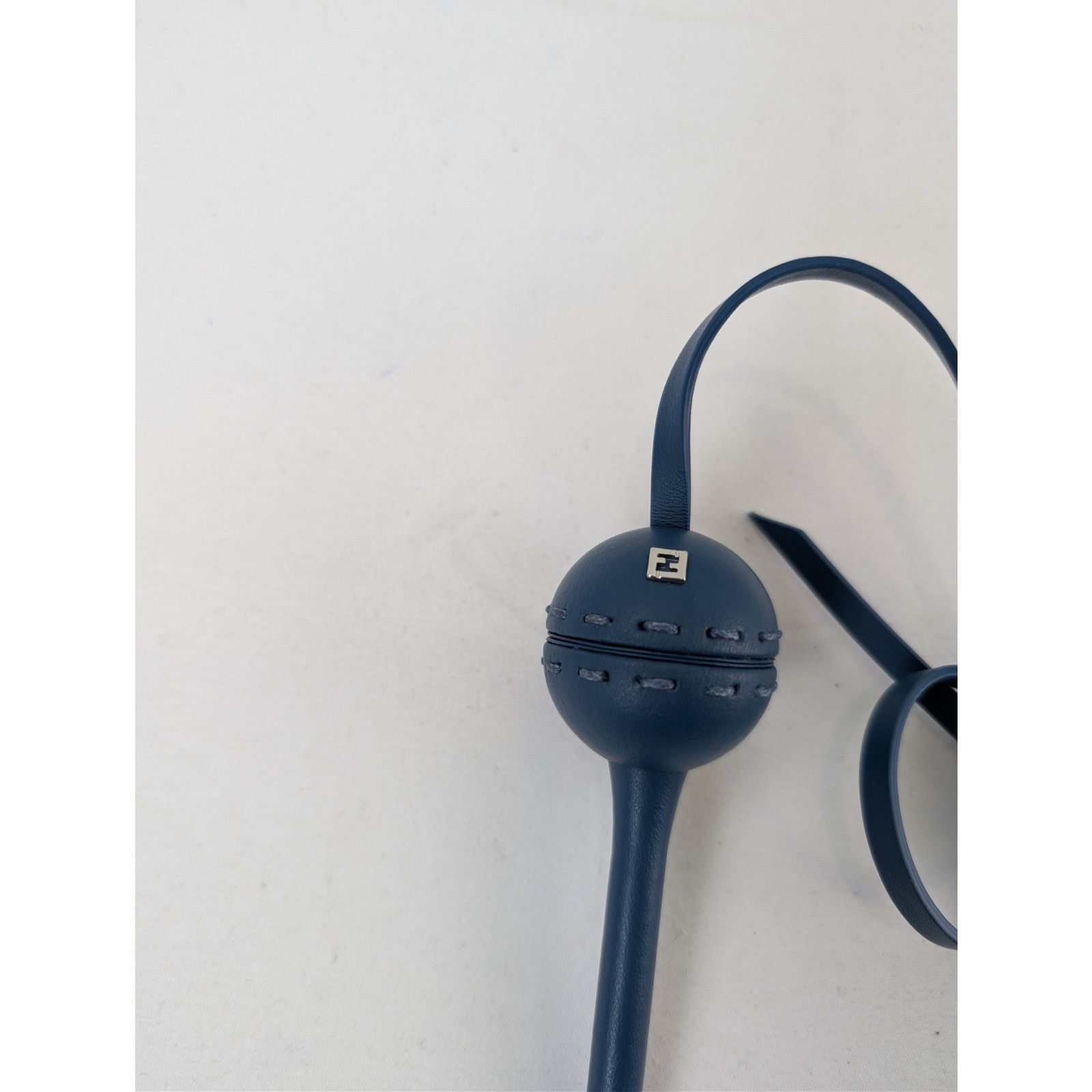 Fendi o1rshd1 Q:3 / Size: OS / Leather Lollipop Holder Necklace Size ONE SIZE - 5 Thumbnail