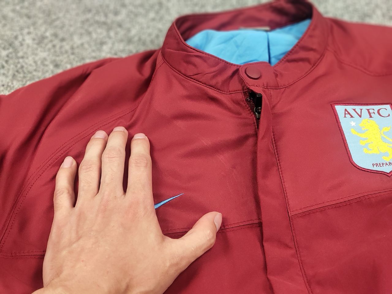 Nike Vintage Nike Aston Villa FC Soccer Track Jacket Size US L / EU 52-54 / 3 - 22 Thumbnail