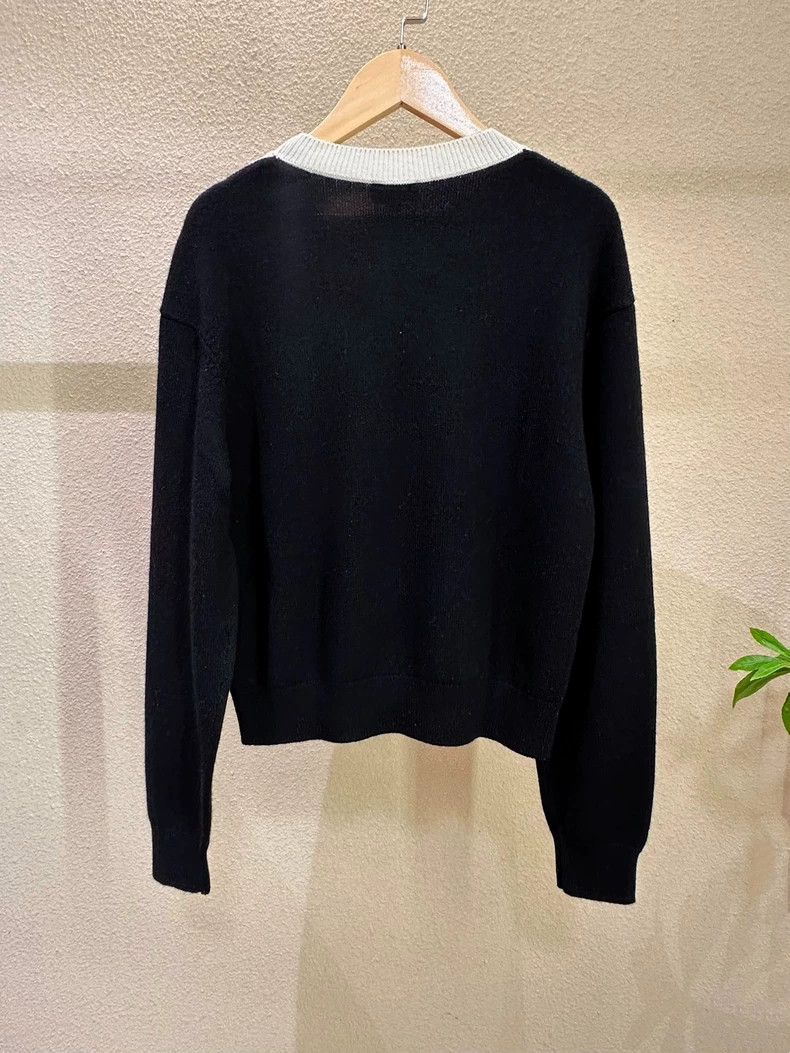 Chanel Chanel 22C black and white peace dove cashmere sweater Size XXS / US 00 / IT 34 - 2 Thumbnail