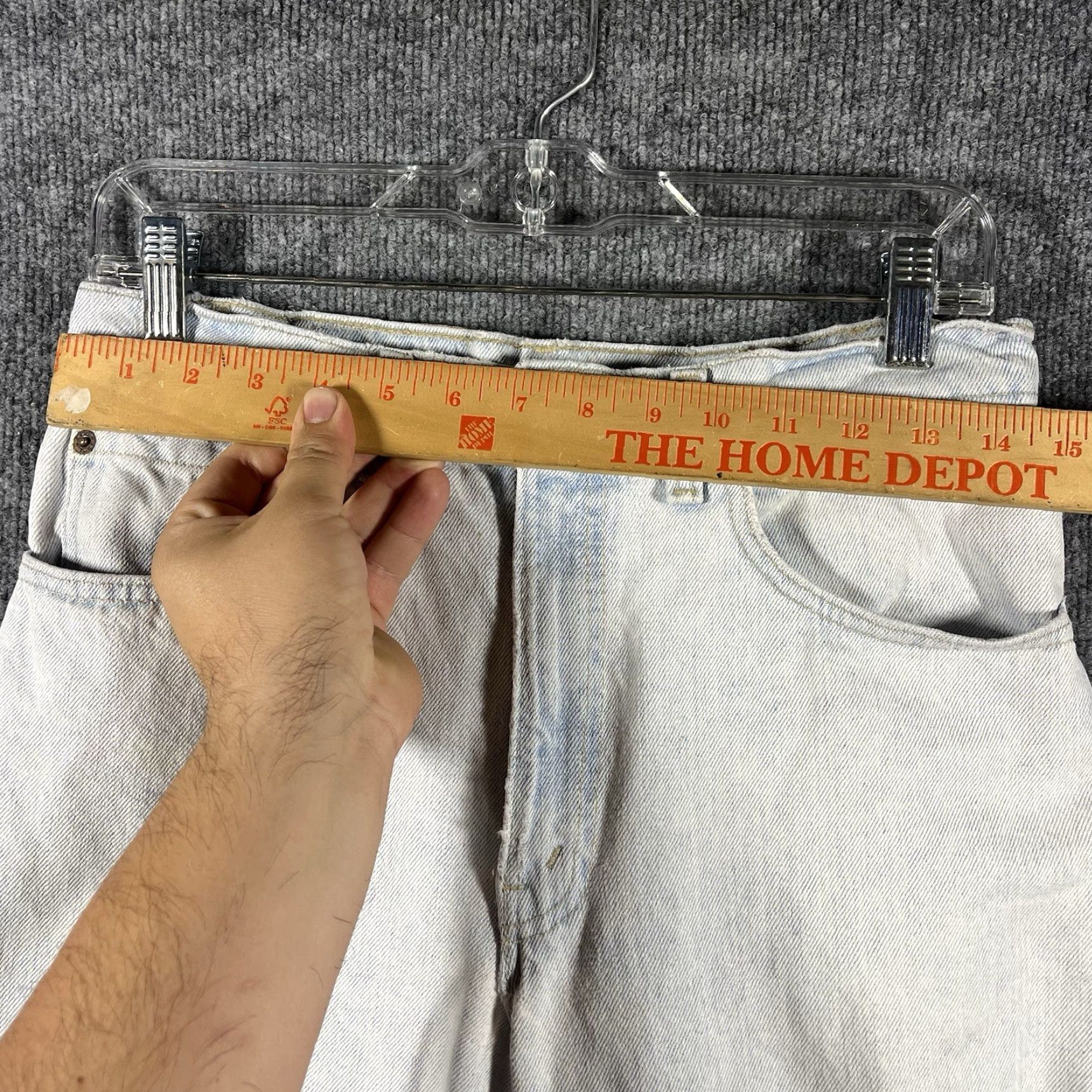 Levi's VINTAGE Levi's 550 Jeans Mens 29x28 Light Blue Wash Tapered 5-Pocket Denim USA Made Size US 29 - 2 Thumbnail