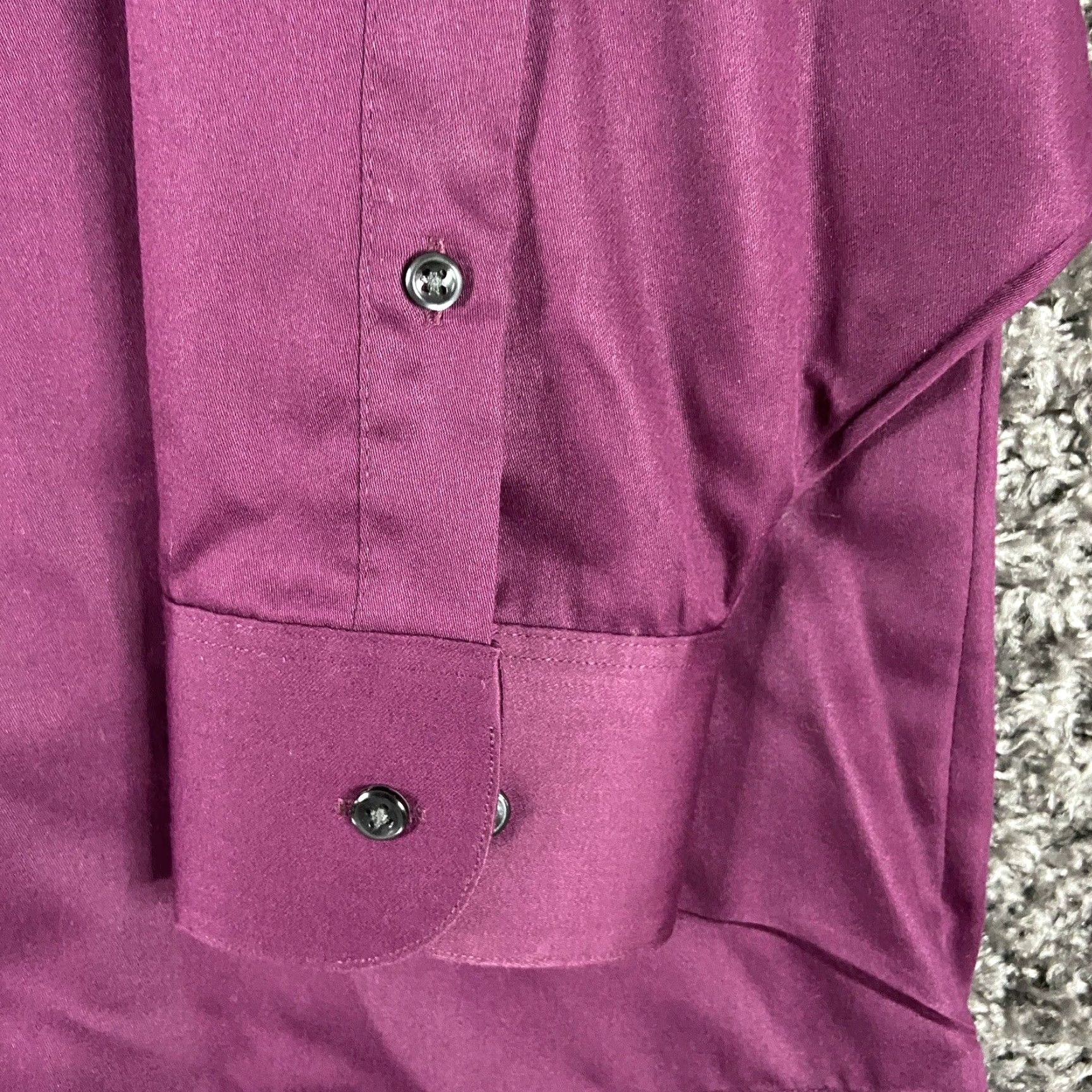 Geoffrey Beene Geoffrey Beene Red Dress Shirt Button Up Men’s XL 17 34/35 Shirt Men XL Red Dress Shirt Geoffrey Beene Button Up Mens XL 17 34/35 Size 46R - 3 Thumbnail