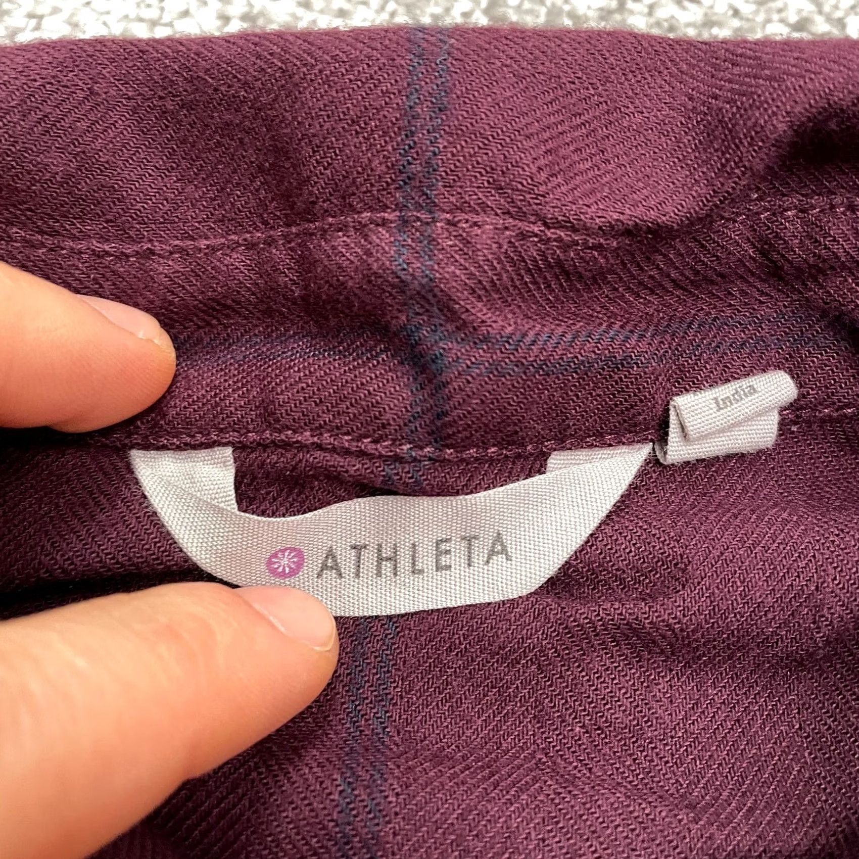 Athleta Athleta Shirt Womens Medium Red Long Sleeve Button Down Casual Plaid Regular Knit Shirt - Not Vintage Mens Womens Girls Boys Size M / US 6-8 / IT 42-44 - 4 Thumbnail
