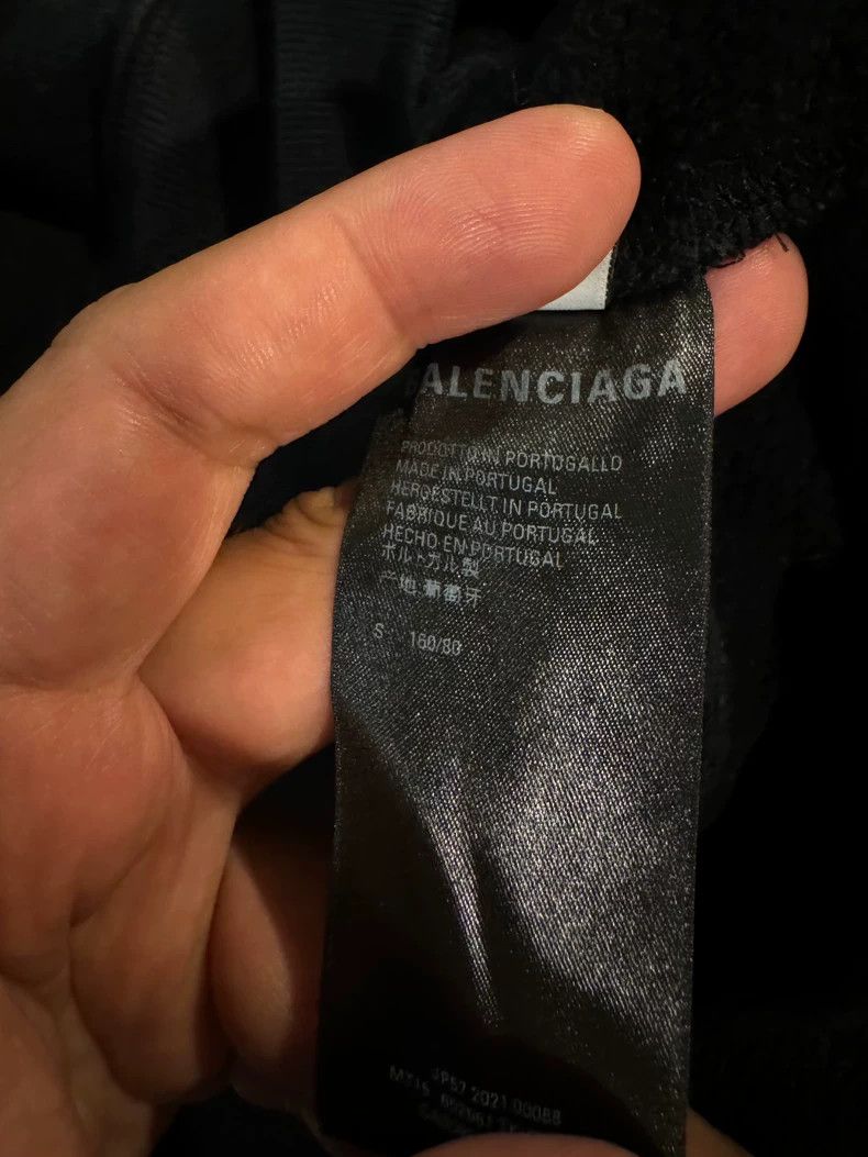 Balenciaga Balenciaga Make an old embroidered sweatshirt Size US S / EU 44-46 / 1 - 7 Thumbnail