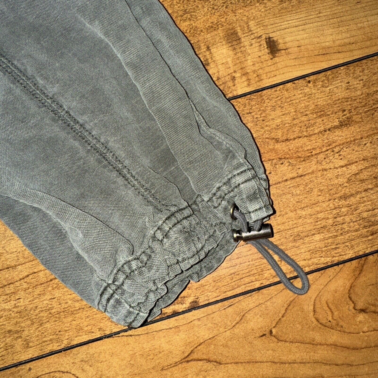 Nicole Miller Nicole Miller Cargo Jogger Pants Olive Green Small 28x28 Size 28" / US 6 / IT 42 - 2 Thumbnail