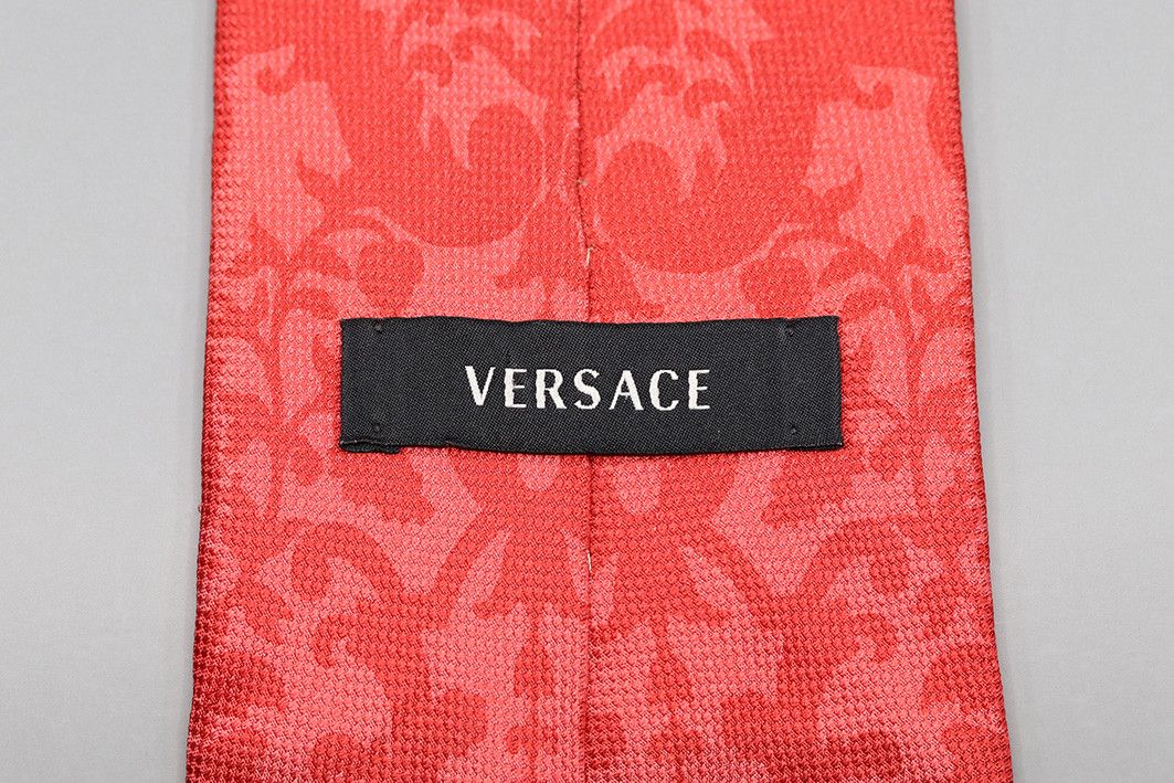 Versace × Vintage Versace Red Baroque Silk Tie with Medusa Emblem Size ONE SIZE - 3 Thumbnail