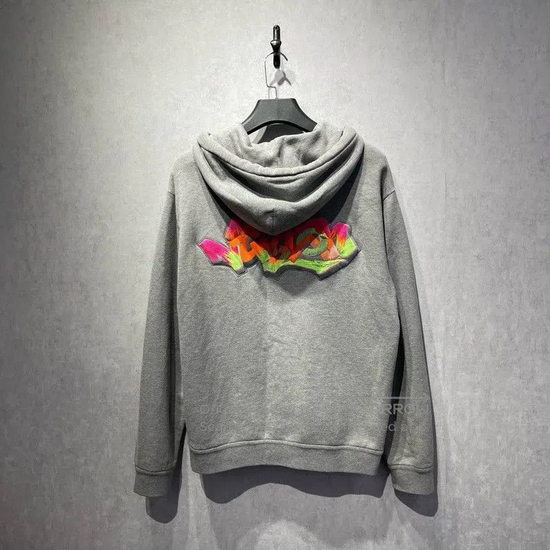 Louis Vuitton Louis Vuitton 3D logo printed hooded jacket Size US L / EU 52-54 / 3 - 2 Thumbnail