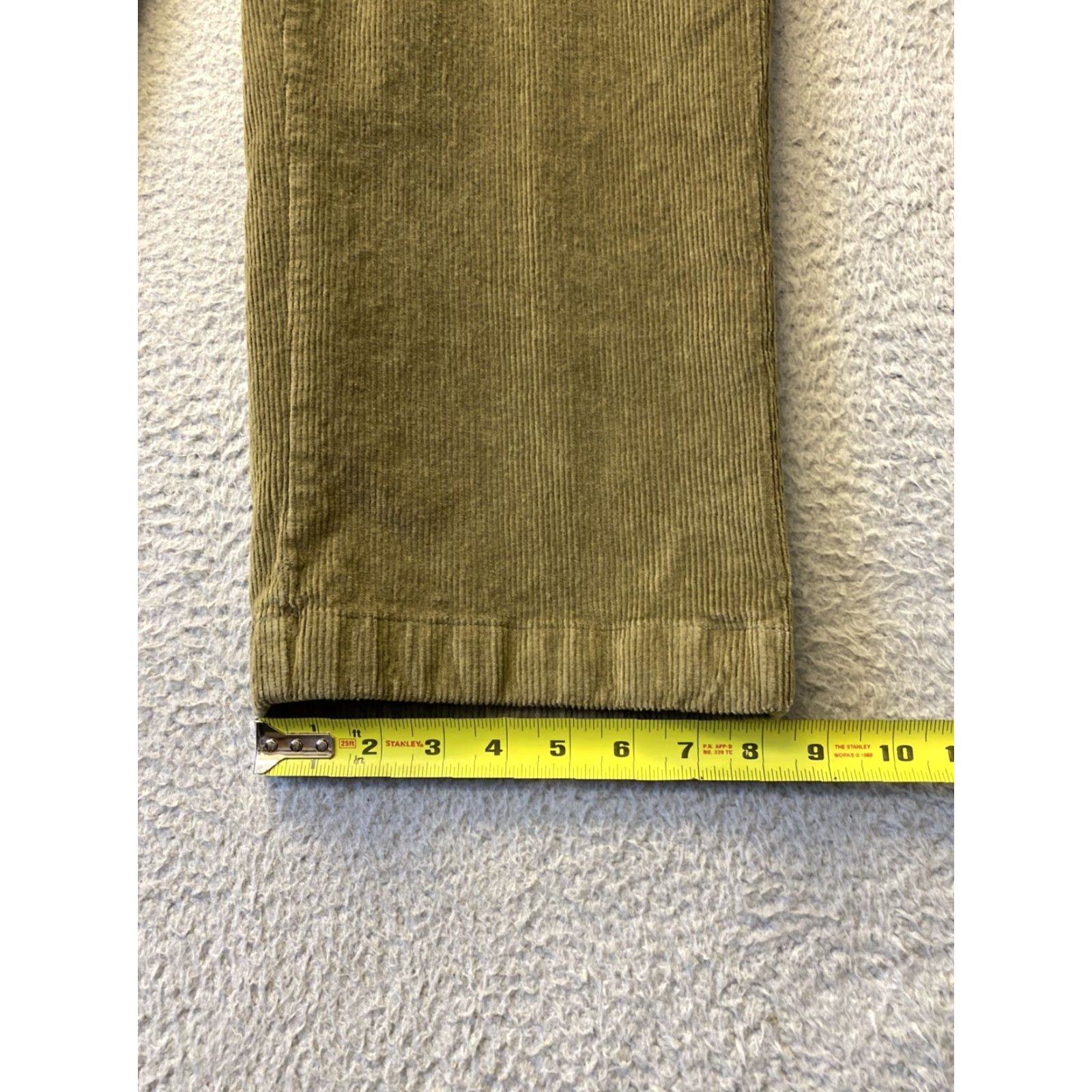 Vintage L.L. Bean Corduroy Pants Olive Green Men's 40X30 Flat Front Adjustable Waist Classic Style Size US 40 / EU 56 - 6 Thumbnail