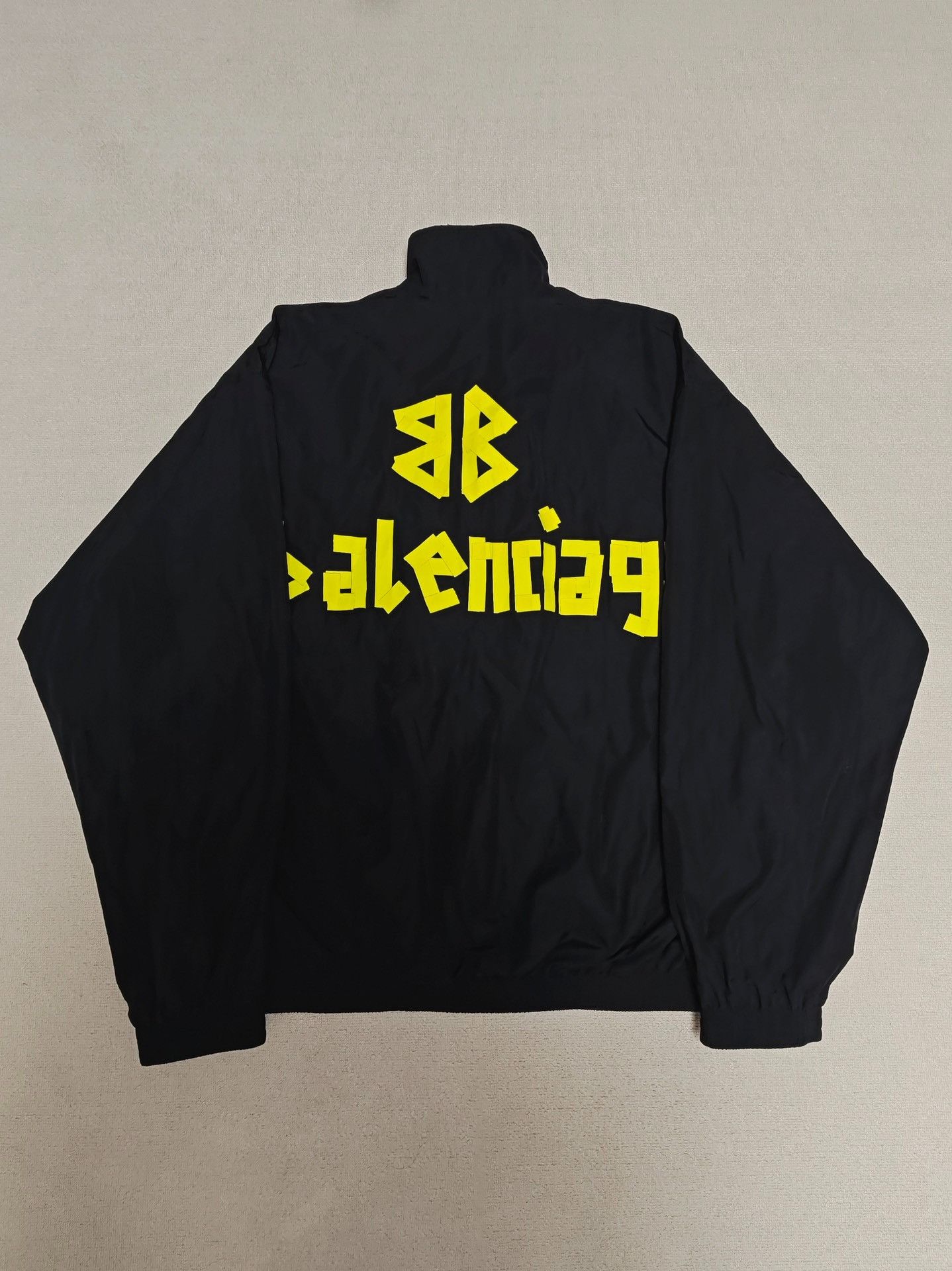 Balenciaga Balenciaga 24Fw nylon jacket with tape logo on the back jac Size US S / EU 44-46 / 1 - 1 Thumbnail