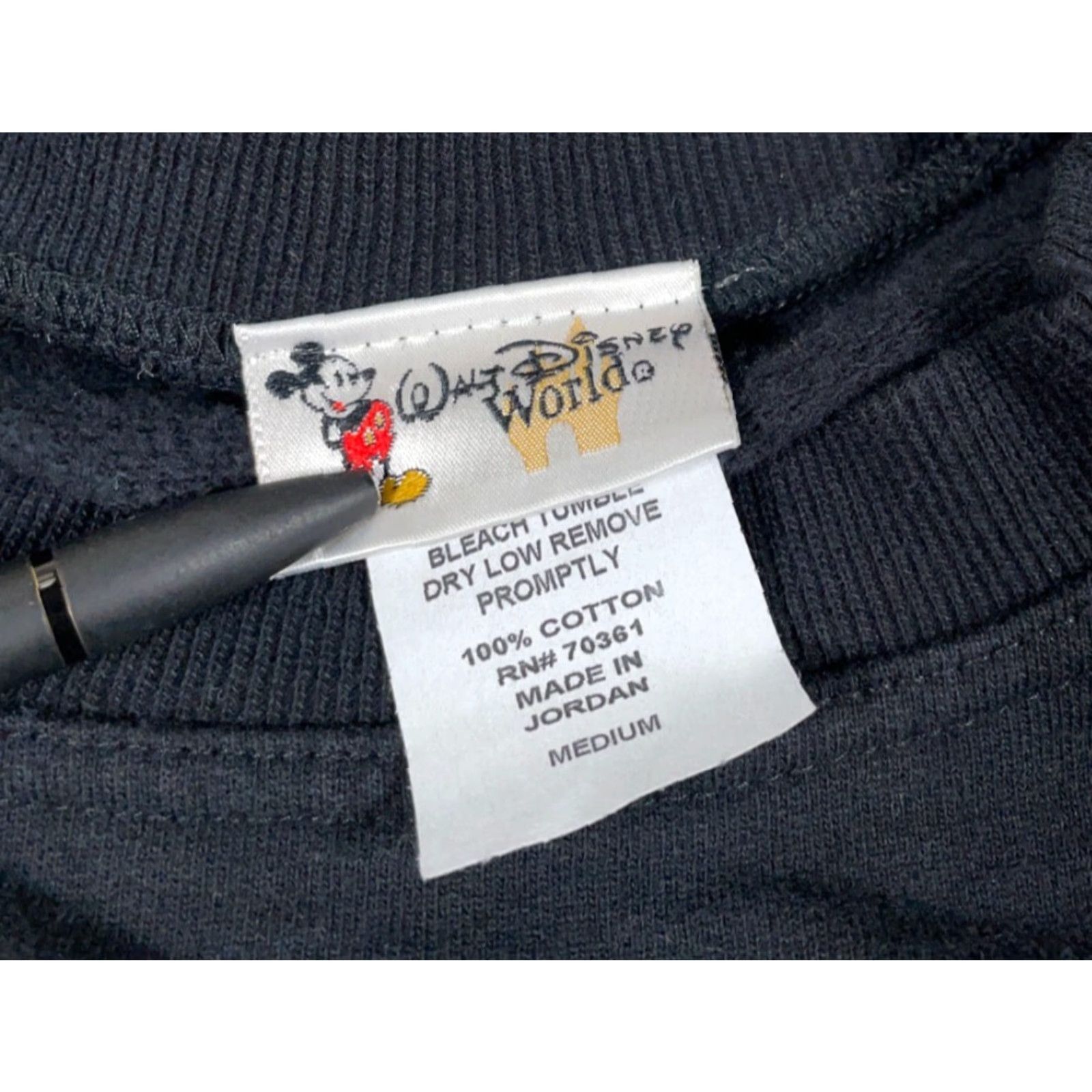 Disney VINTAGE Disney Sweatshirt Adult Medium Black Embroidered 2000 90s Cartoon TV Graphic Print Animals Pullover Crew Neck Men Mens Size US M / EU 48-50 / 2 - 3 Thumbnail