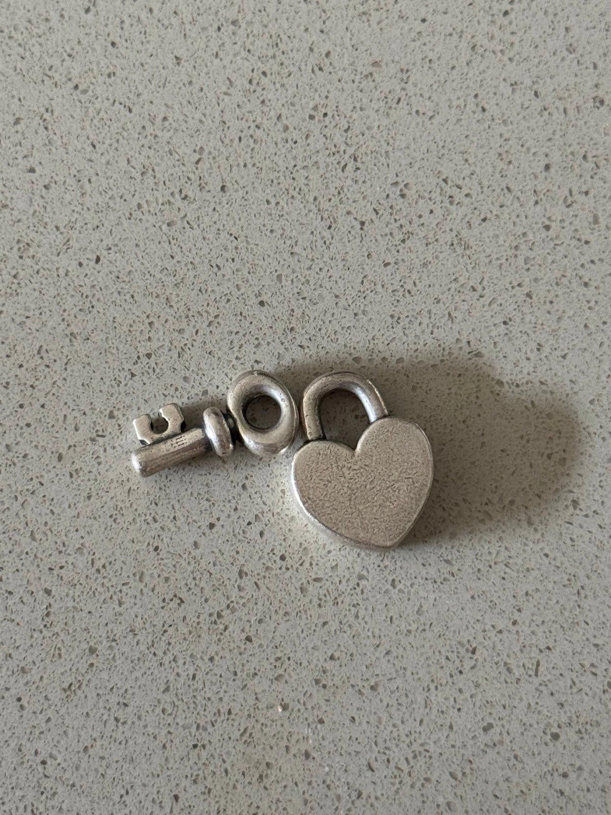 Designer James Avery Sterling Silver 925 “My Heart is Yours” Charm Size ONE SIZE - 2 Thumbnail