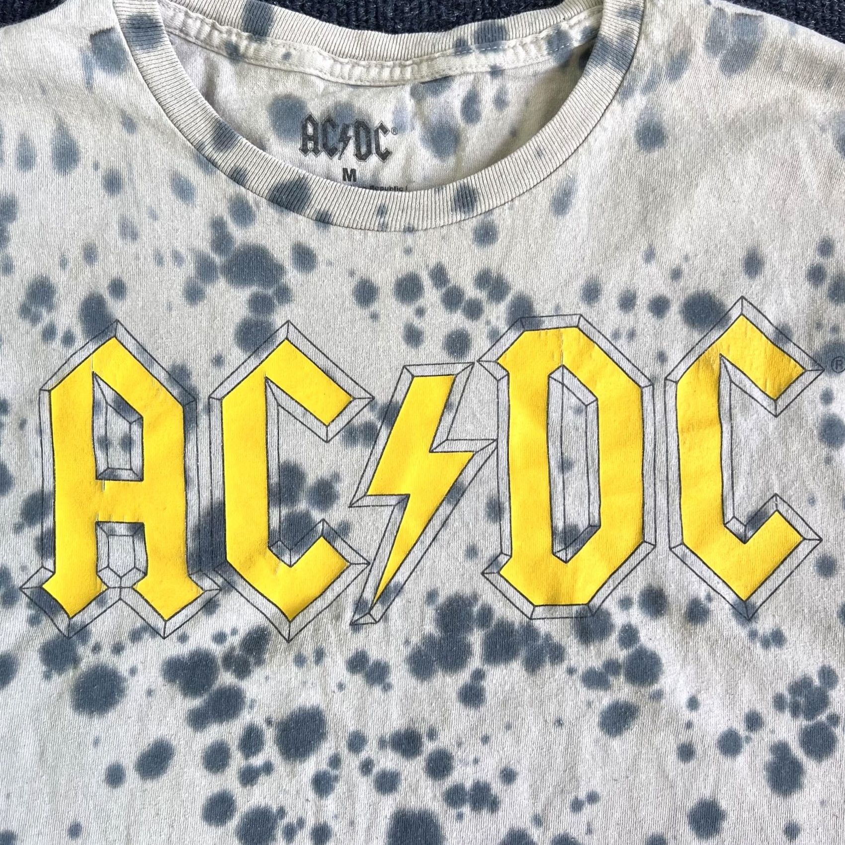 Vintage AC/DC Shirt Mens Medium Gray Bleach Tie Dye Band Graphic Rock Tee 2022 Size US M / EU 48-50 / 2 - 2 Thumbnail