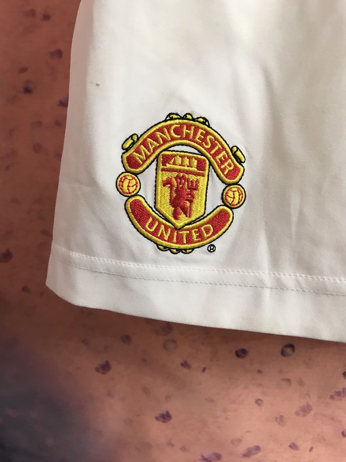 Vintage Vintage Manchester United Shorts size S Size US 30 / EU 46 - 2 Thumbnail