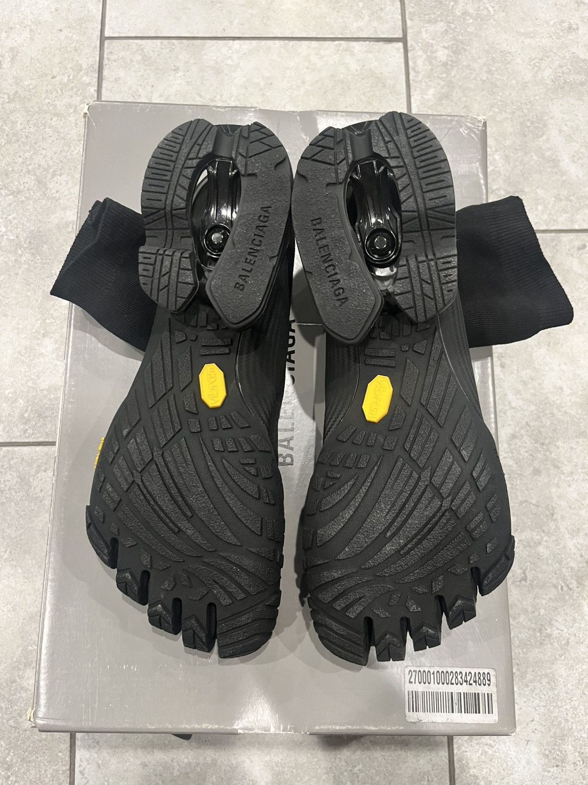 Balenciaga × Vibram Balenciaga x Vibram Size US 10 / EU 43 - 6 Thumbnail