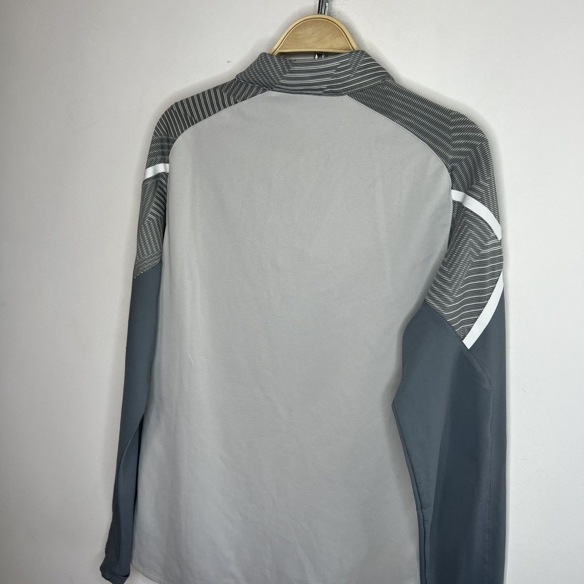 Other Vintage Stuttgart jako soccer jersey long sleeve size M Size US M / EU 48-50 / 2 - 9 Thumbnail