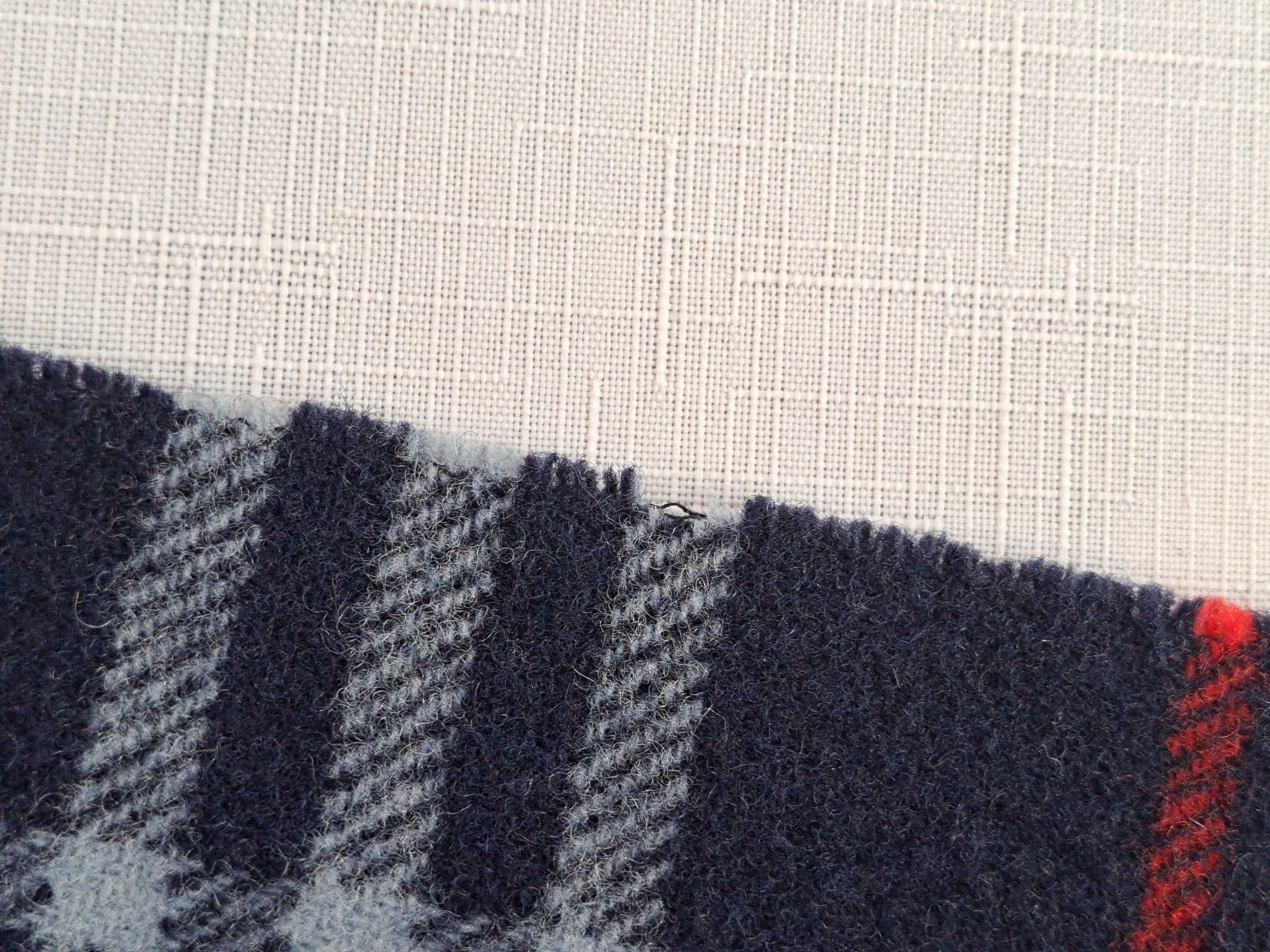 Burberry × Vintage Vintage BURBERRY lambswool scarf. Made in England. Size ONE SIZE - 11 Thumbnail