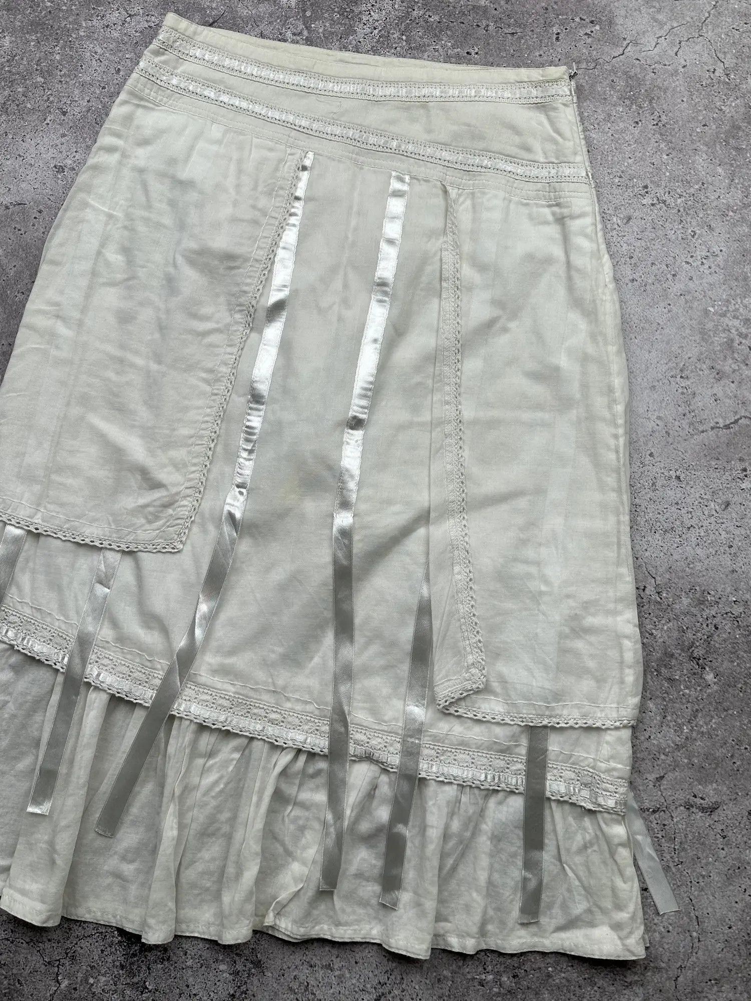 Vintage Vintage Bondage Flare Skirt C385(V643)(E8) Size 27" / US 4 / IT 40 - 3 Thumbnail