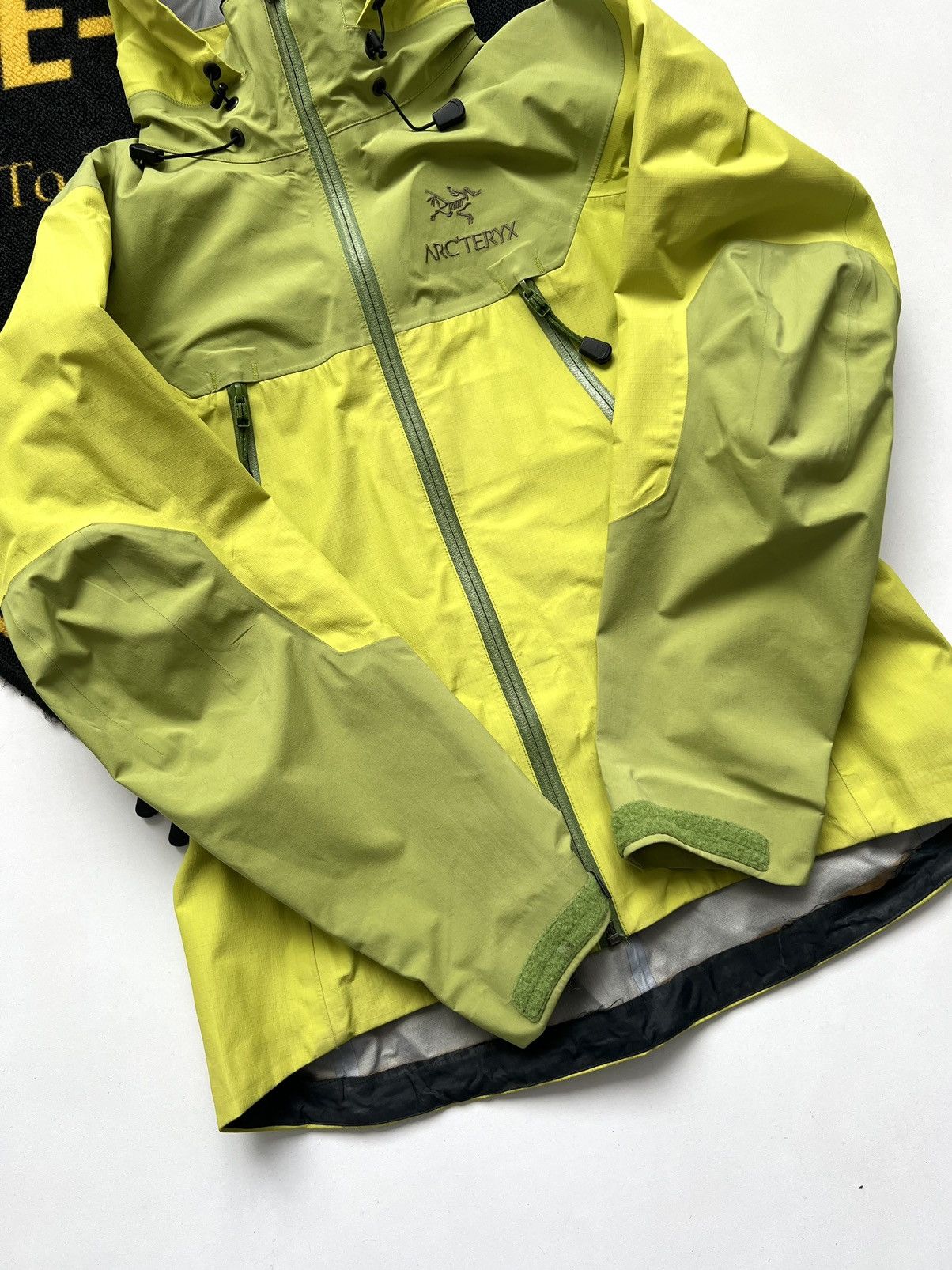 Arc'teryx 🔥Vintage Arcteryx Beta AR 2007 Wasabi Gore-Tex XCR Jacket Size S / US 4 / IT 40 - 13 Thumbnail