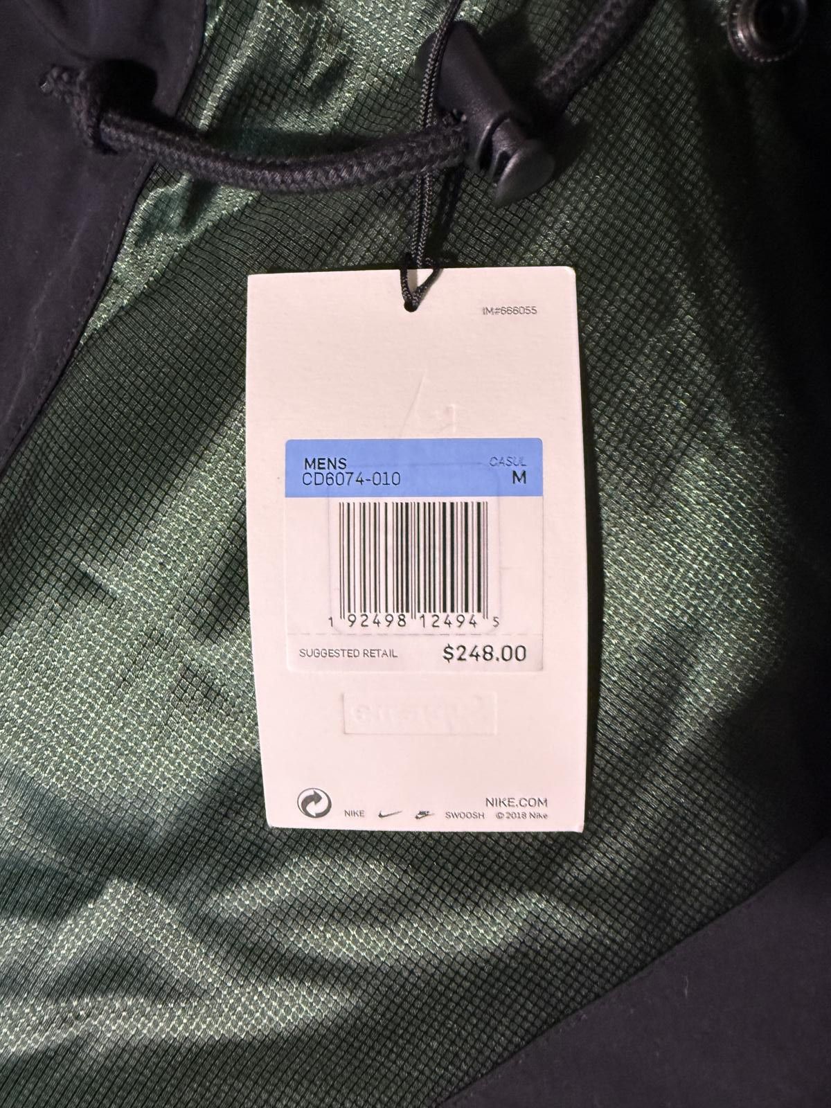 Nike Nike Men’s Supreme Sport Hooded Green Jacket Size US M / EU 48-50 / 2 - 4 Thumbnail