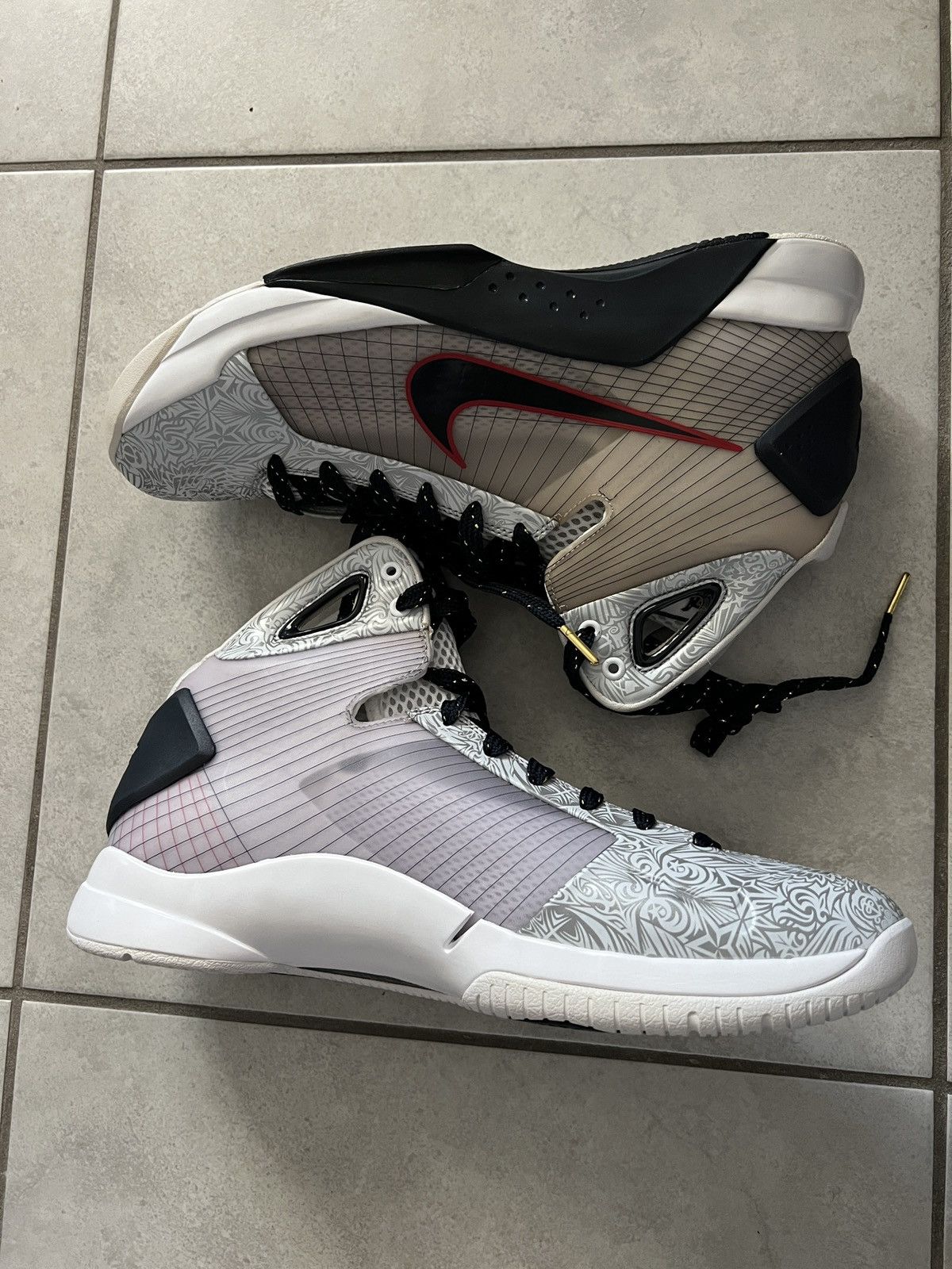 Nike Hyperdunk “United We Rise” 2016