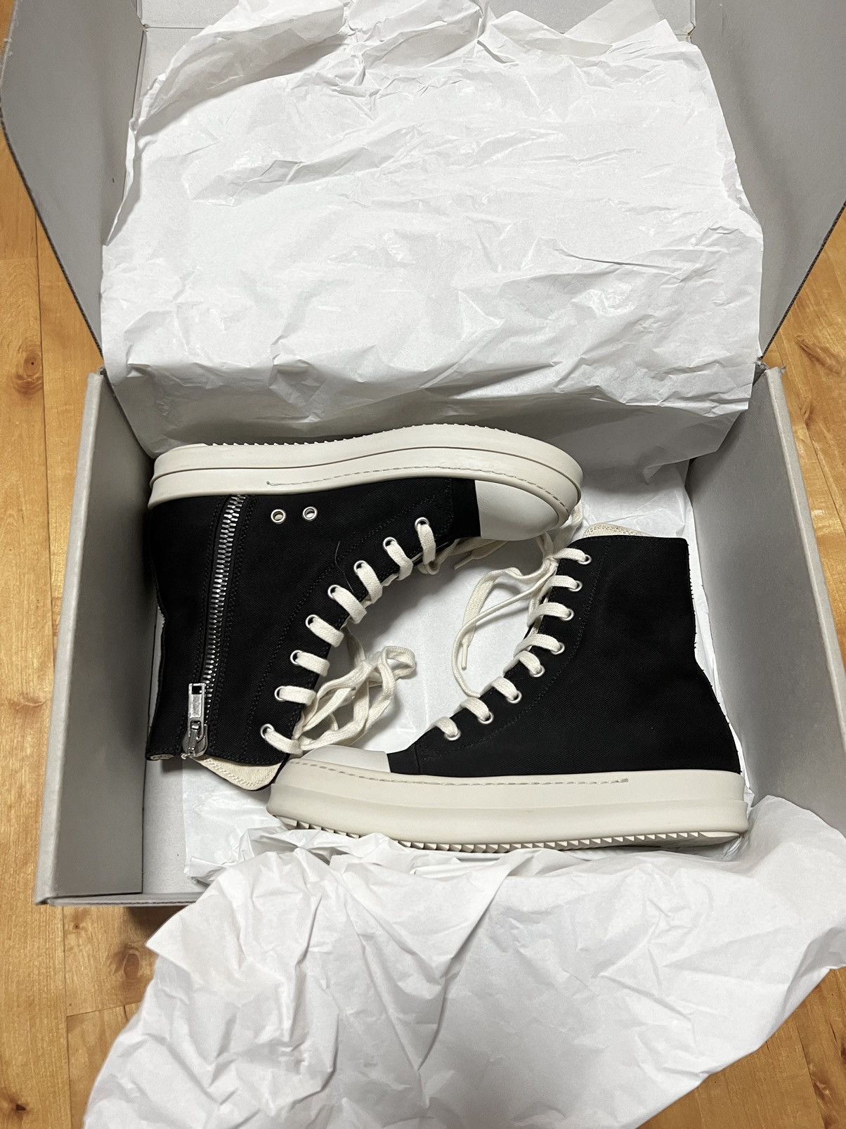 Rick Owens Drkshdw Rick owens ramones high top sneakers sz 37 Size US 7 / IT 37 - 12 Thumbnail