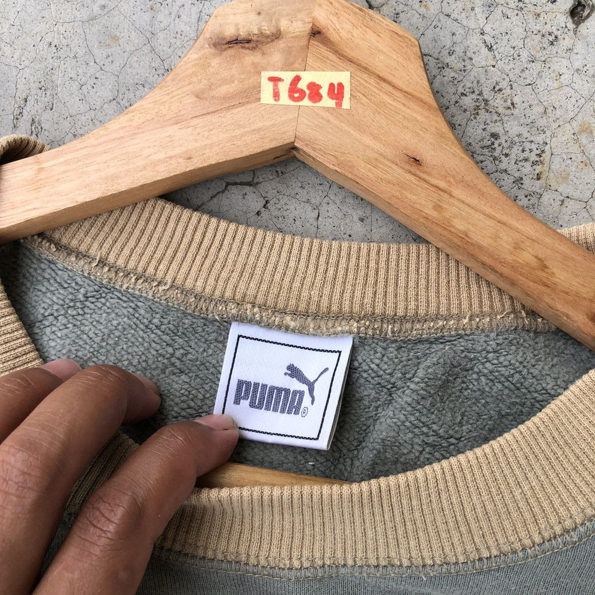 Aran Sweater Market 🔴Japanese Puma Sweatshirt Embroidered Logo Vintage Style Size US XL / EU 56 / 4 - 6 Thumbnail