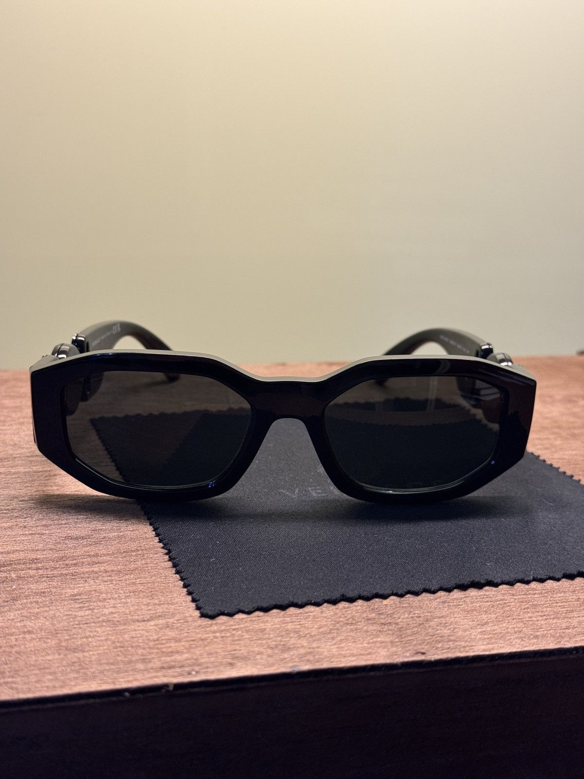 Versace Versace Medusa biggie sunglasses Size ONE SIZE - 3 Thumbnail