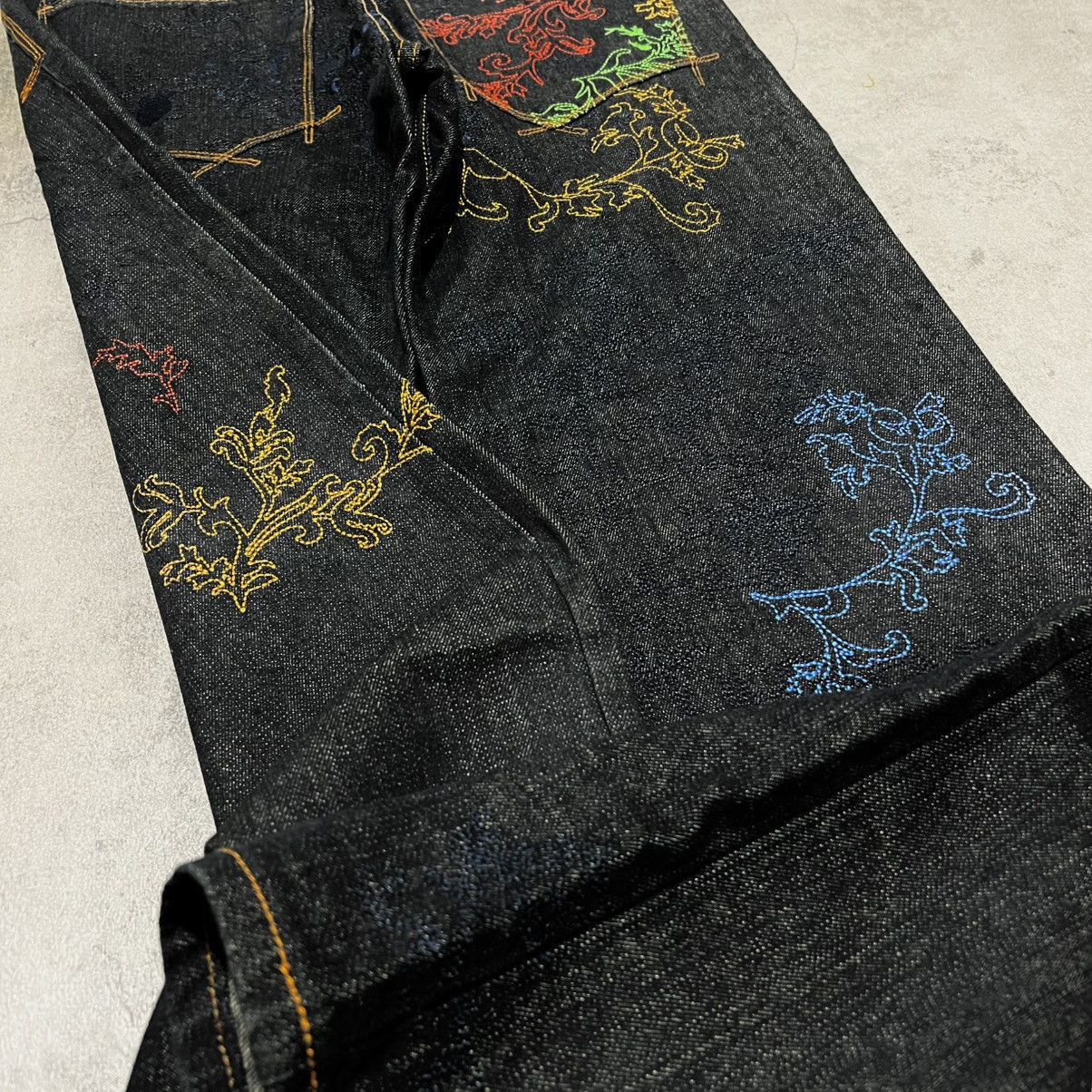 Rocawear Rocawear Wrap Around Embroidery Raw Denim Jeans Size US 32 / EU 48 - 9 Thumbnail