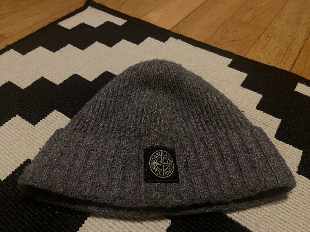 Stone island hat