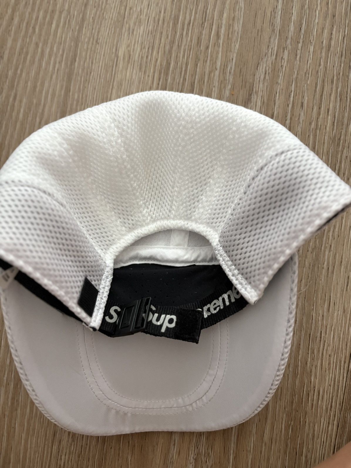 Supreme Supreme x Nike Running Hat White Size ONE SIZE - 3 Thumbnail