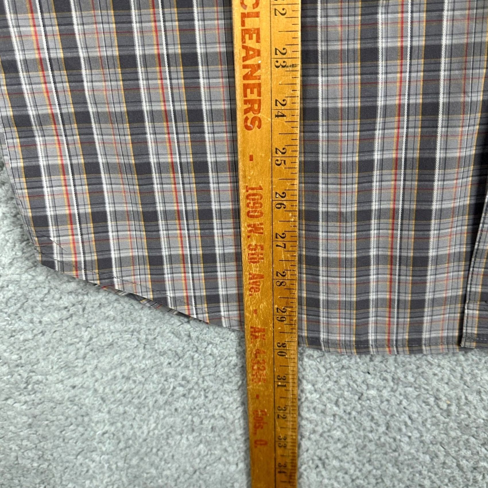 Vintage Columbia Shirt Button Down Mens Medium Gray Red Plaid Pocket Long Sleeve Cotton Size US M / EU 48-50 / 2 - 6 Thumbnail