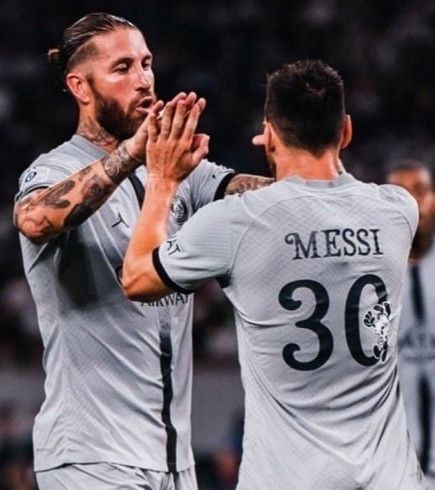 Jordan Brand × Nike Jordan x Paris Saint-Germain (PSG) 2022/23 #30 Messi Jersey Size US M / EU 48-50 / 2 - 5 Thumbnail