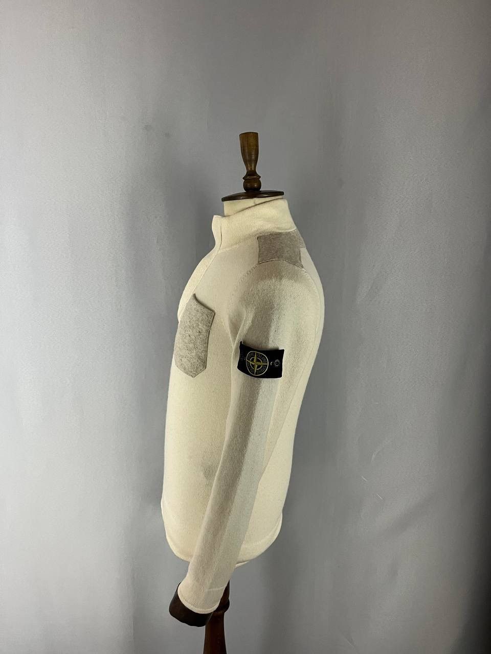 Stone Island Stone Island Milk Sweater Size US S / EU 44-46 / 1 - 5 Thumbnail