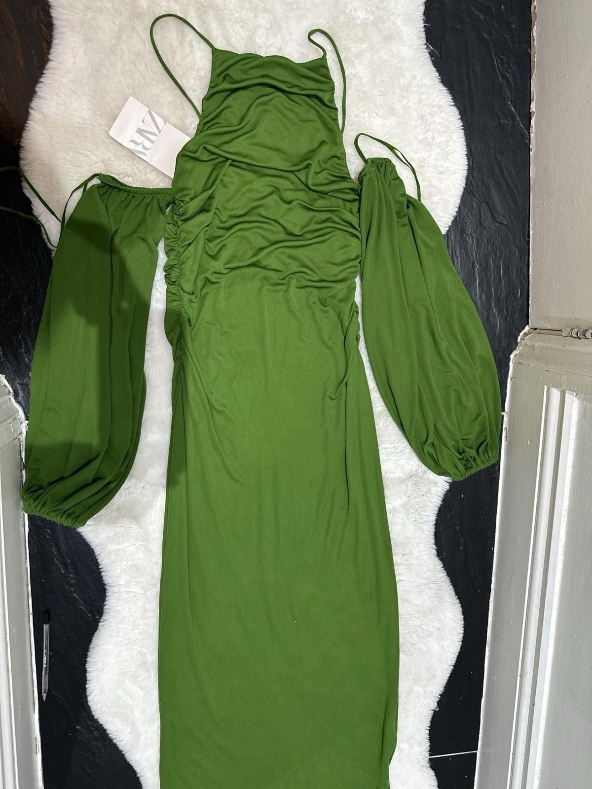 Zara ZARA Green Bodycon Cold Shoulder Dress , Size S Size S / US 4 / IT 40 - 2 Thumbnail