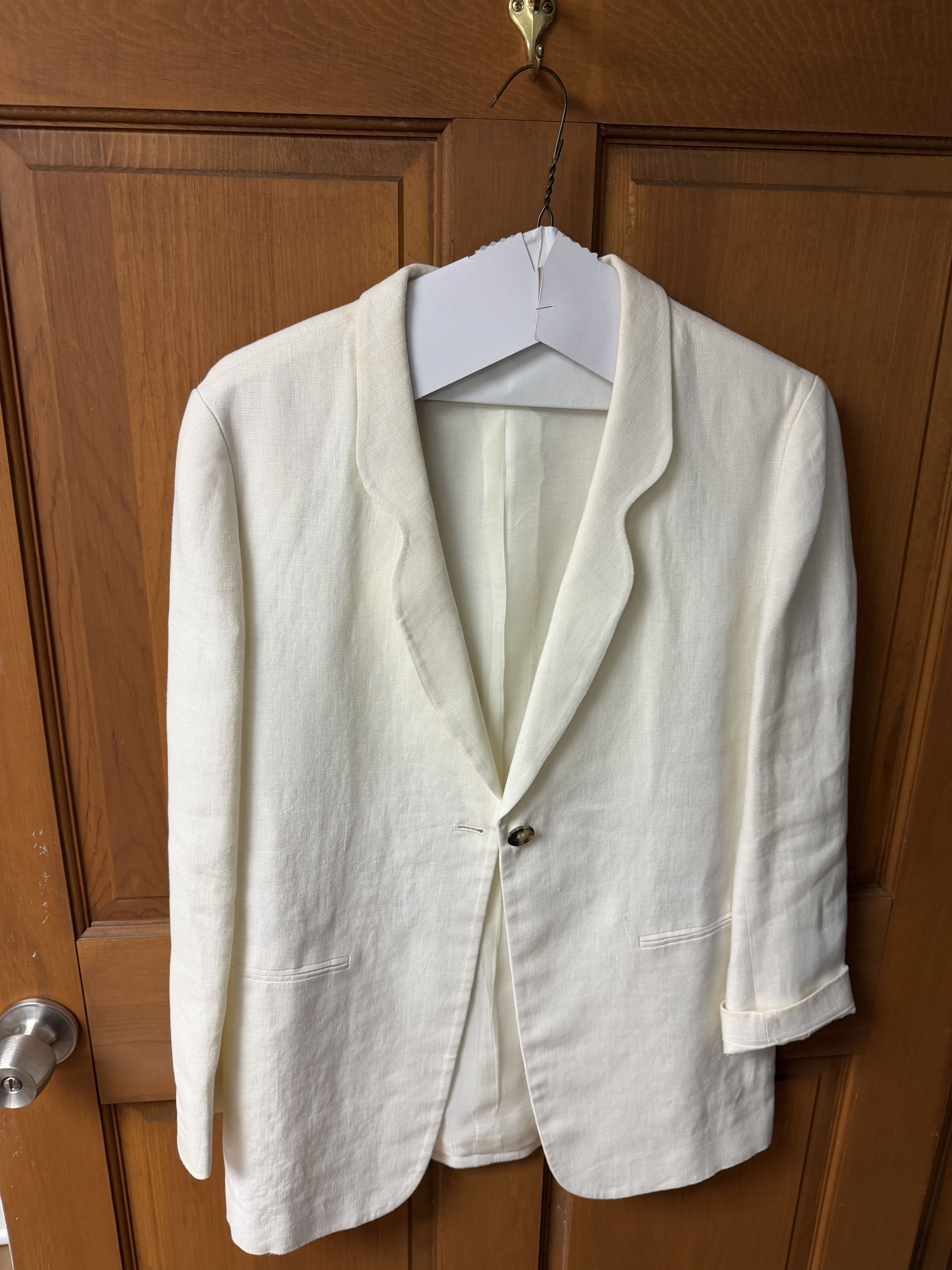 Giorgio Armani Giorgio Armani Le Collezioni Cream Linen Blazer Size 4 Size S / US 4 / IT 40 - 1 Thumbnail