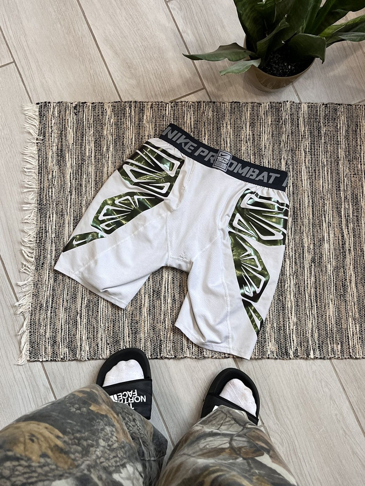 Nike Nike Pro Combat Compression Shorts Tracks sportswear Size US 34 / EU 50 - 1 Thumbnail