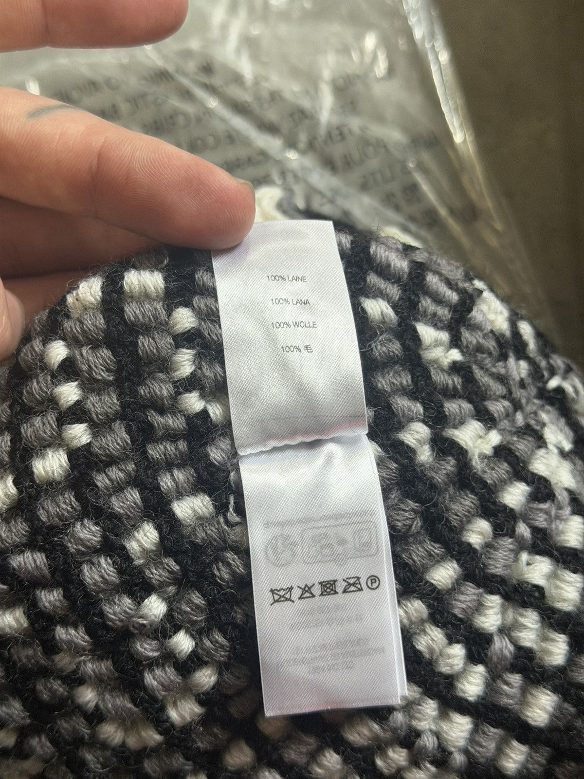 Supreme Supreme Yarn Appliqué Beanie ‘Black’ Size ONE SIZE - 8 Thumbnail
