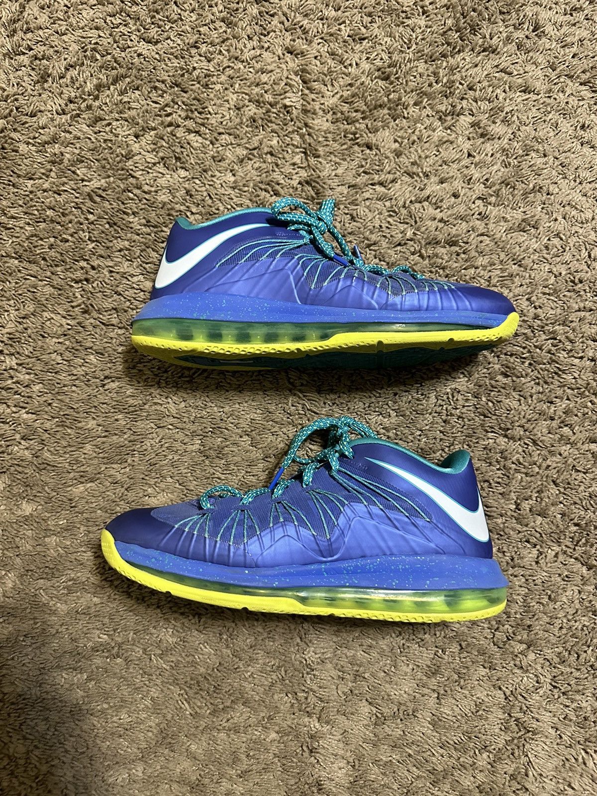 Nike × Vintage Vintage Nike Lebron X low “sprite” 2013 size 9.5 Size US 9.5 / EU 42-43 - 9 Thumbnail
