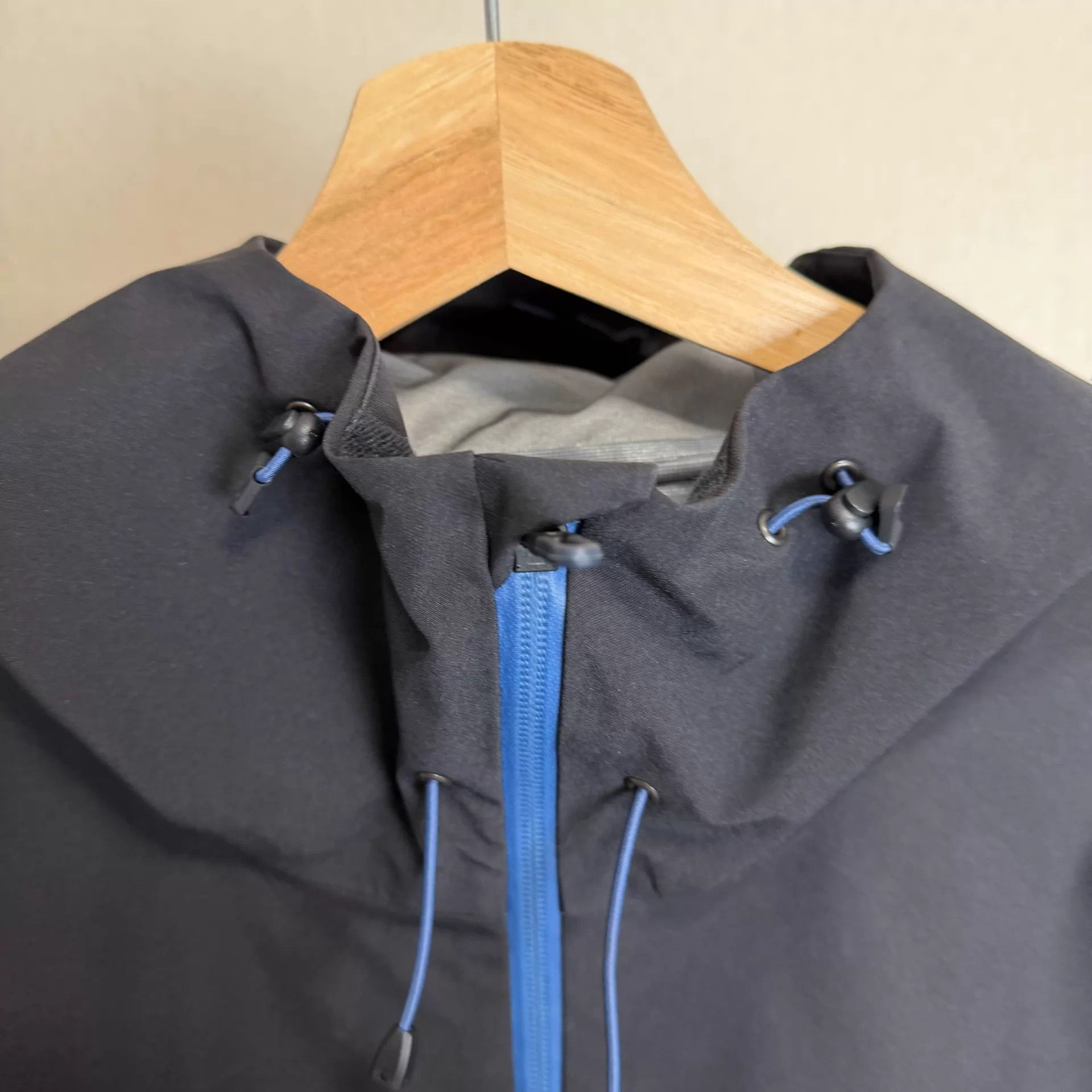 Descente JJJJound x DESCENTE ALLTERRAIN Black & Blue Shell Jacket XXL Size US XL / EU 56 / 4 - 3 Thumbnail