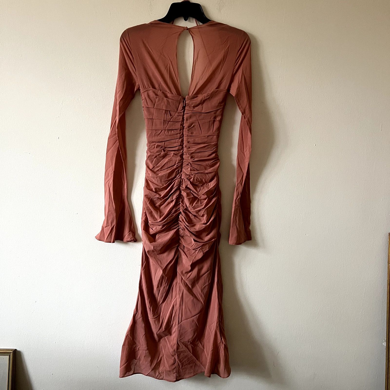 House of CB House of CB Reine Rose Pink Ruched Cutout Midi Dress Size XS / US 0-2 / IT 36-38 - 9 Thumbnail