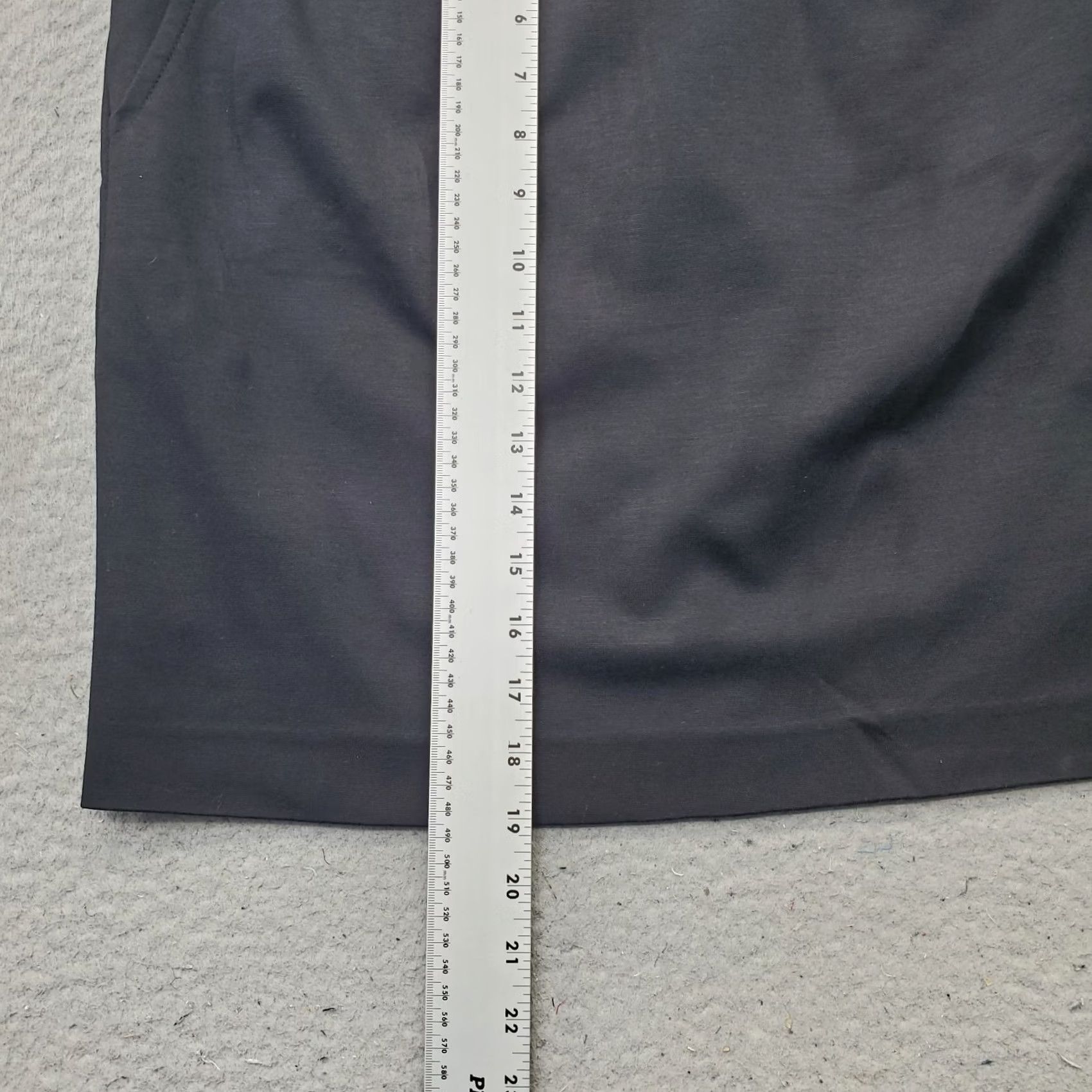 Trina Turk Trina Turk Skirt Womens 10 Black Stretch High Waist Back Zip Pencil Straight Womens Size 10 Black Stretch Pencil Skirt Size 32" / US 10 / IT 46 - 3 Thumbnail