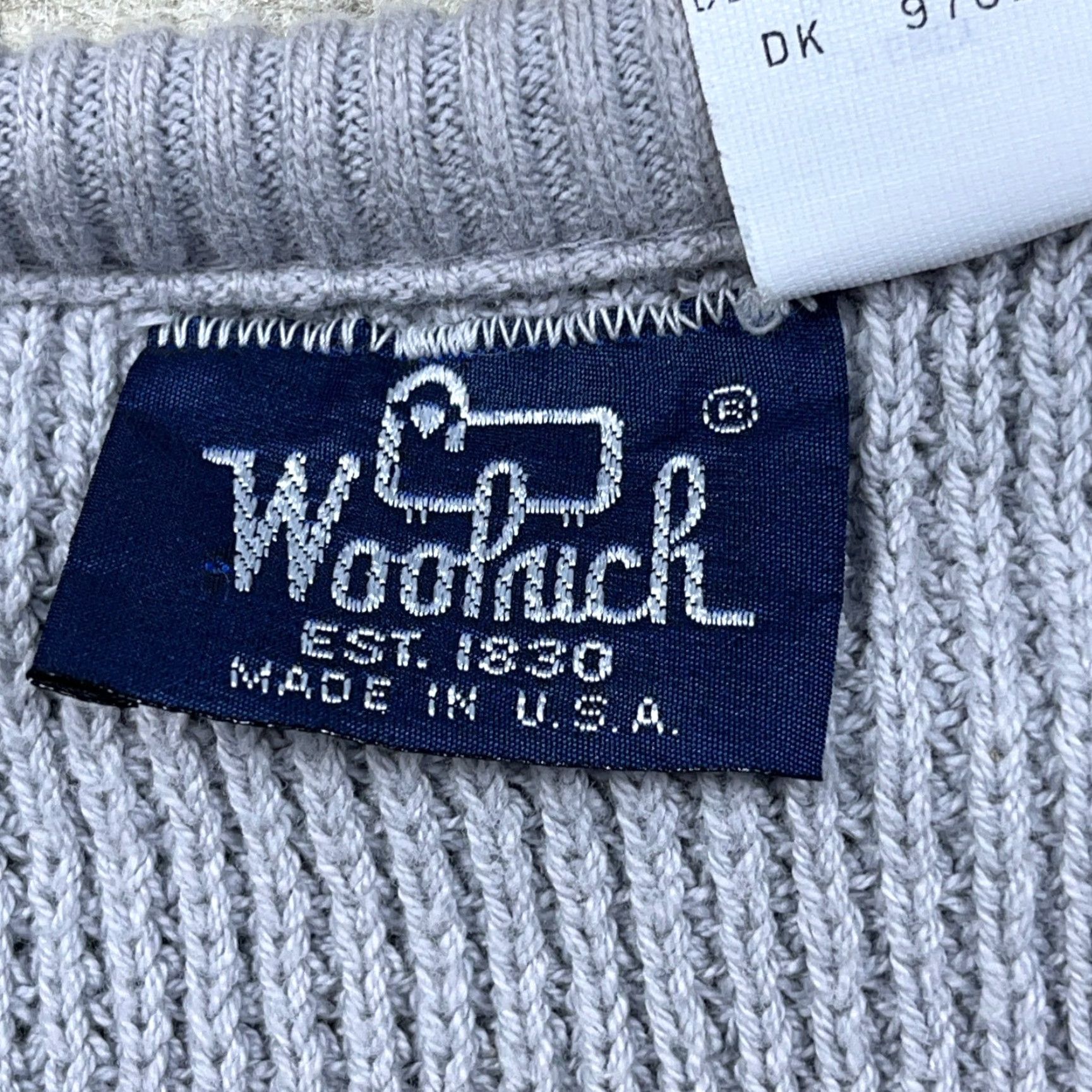Vintage VINTAGE Woolrich Sweater Women M Gray 90s American Pullover Knit V-Neck Woolrich Woolrich Size M / US 6-8 / IT 42-44 - 5 Thumbnail