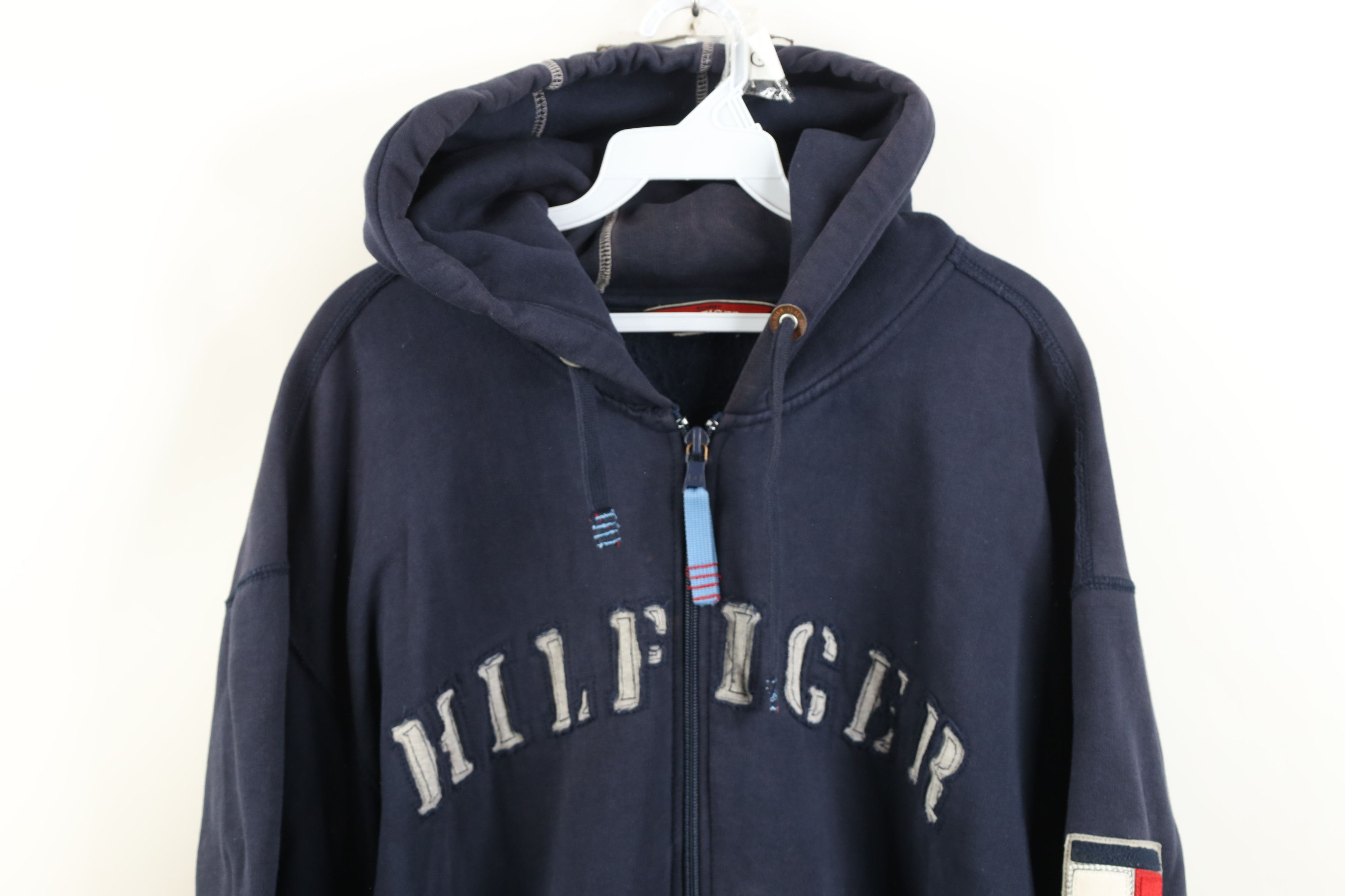 Tommy Hilfiger Vintage Y2K Tommy Hilfiger Spell Out Heavy Full Zip Hoodie Size US XXL / EU 58 / 5 - 2 Thumbnail