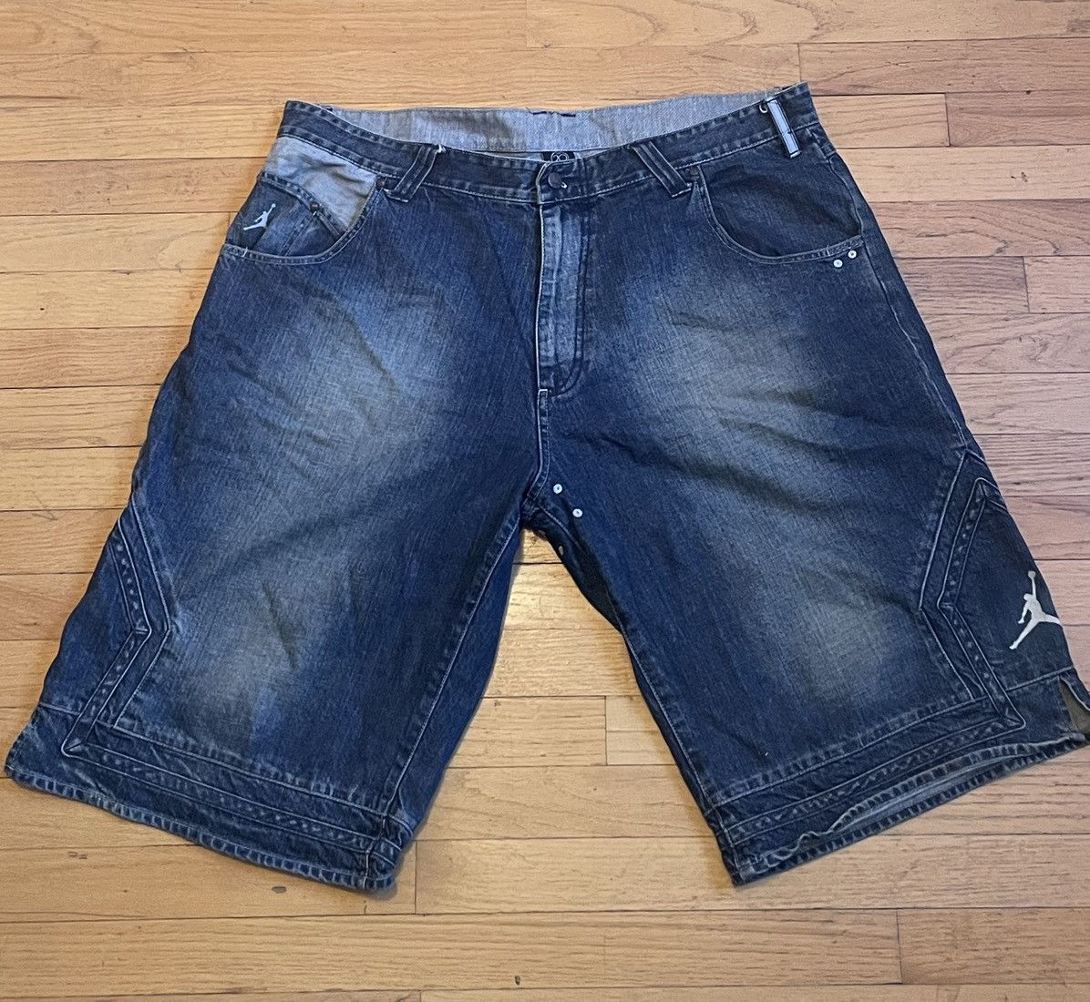Jordan Brand × Nike Jordan Jean Shorts Size US 42 / EU 58 - 1 Thumbnail