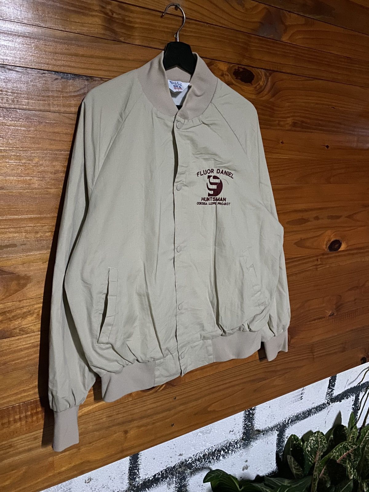 Vintage WestArk USA Fluor Daniel Huntsman Odessa LLDP Project Size US L / EU 52-54 / 3 - 5 Thumbnail