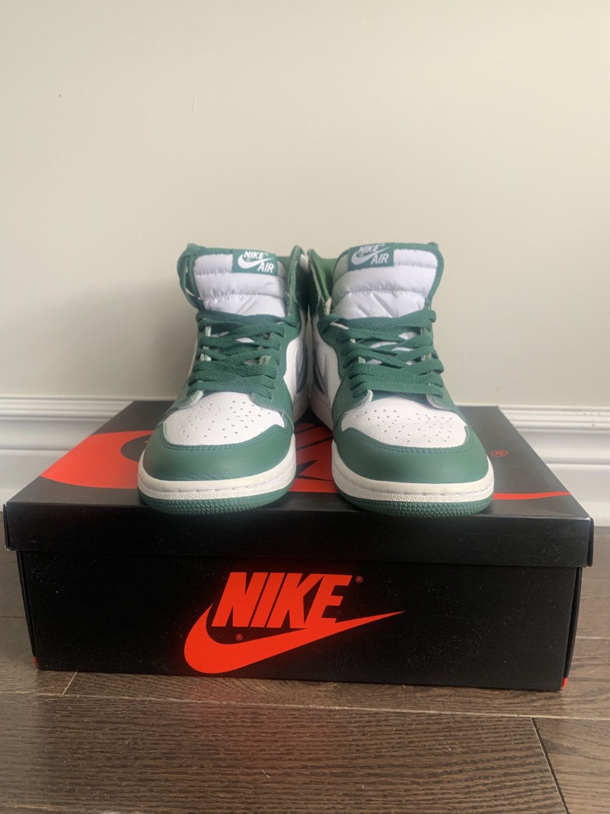 Jordan Brand Jordan 1 Retro High OG Gorge Green Size US 9 / EU 42 - 6 Thumbnail