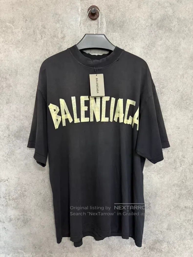 Balenciaga Balenciaga Short Sleeve Size US S / EU 44-46 / 1 - 1 Thumbnail
