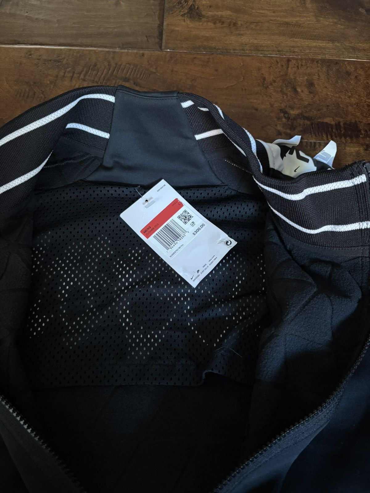 Acronym × Nike Brand new Nike x acronym track jacket Large Size US L / EU 52-54 / 3 - 2 Thumbnail