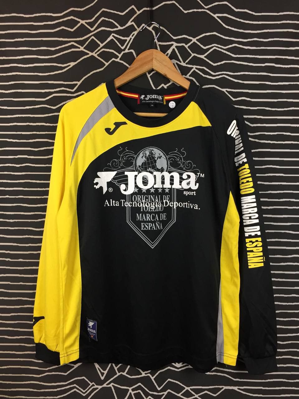 Joma Joma Alta Tecnología Deportiva Colorblock Tech Jersey Size US L / EU 52-54 / 3 - 1 Thumbnail