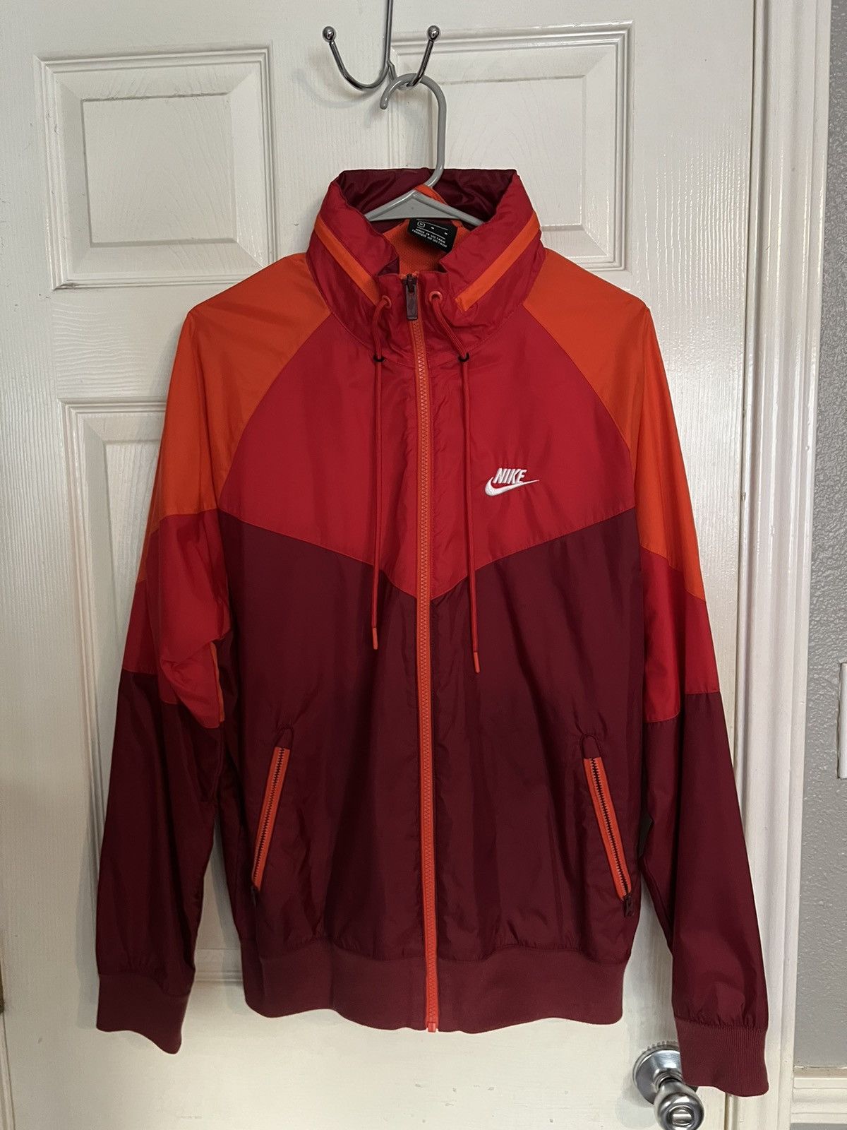 Nike Nike tech “sunset” windbreaker Size US M / EU 48-50 / 2 - 1 Thumbnail